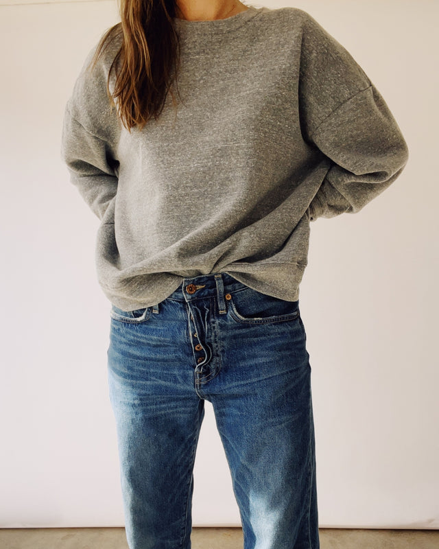 LOUNGE THE BOXY SWEATSHIRT IN P.E. GREY Hey Gang
