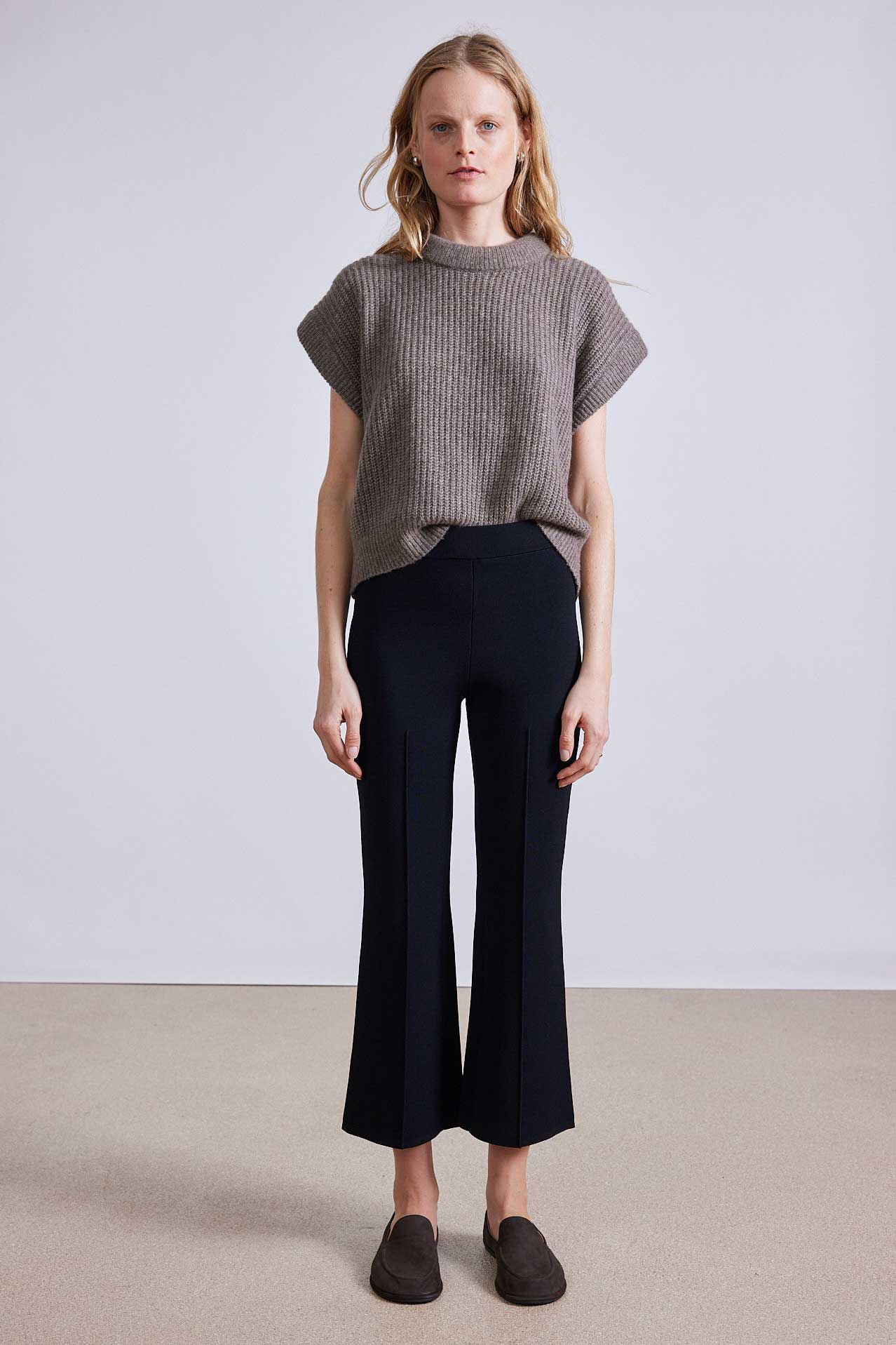 PANTS/SHORTS RENE PULL ON PANT IN BLACK Apiece Apart