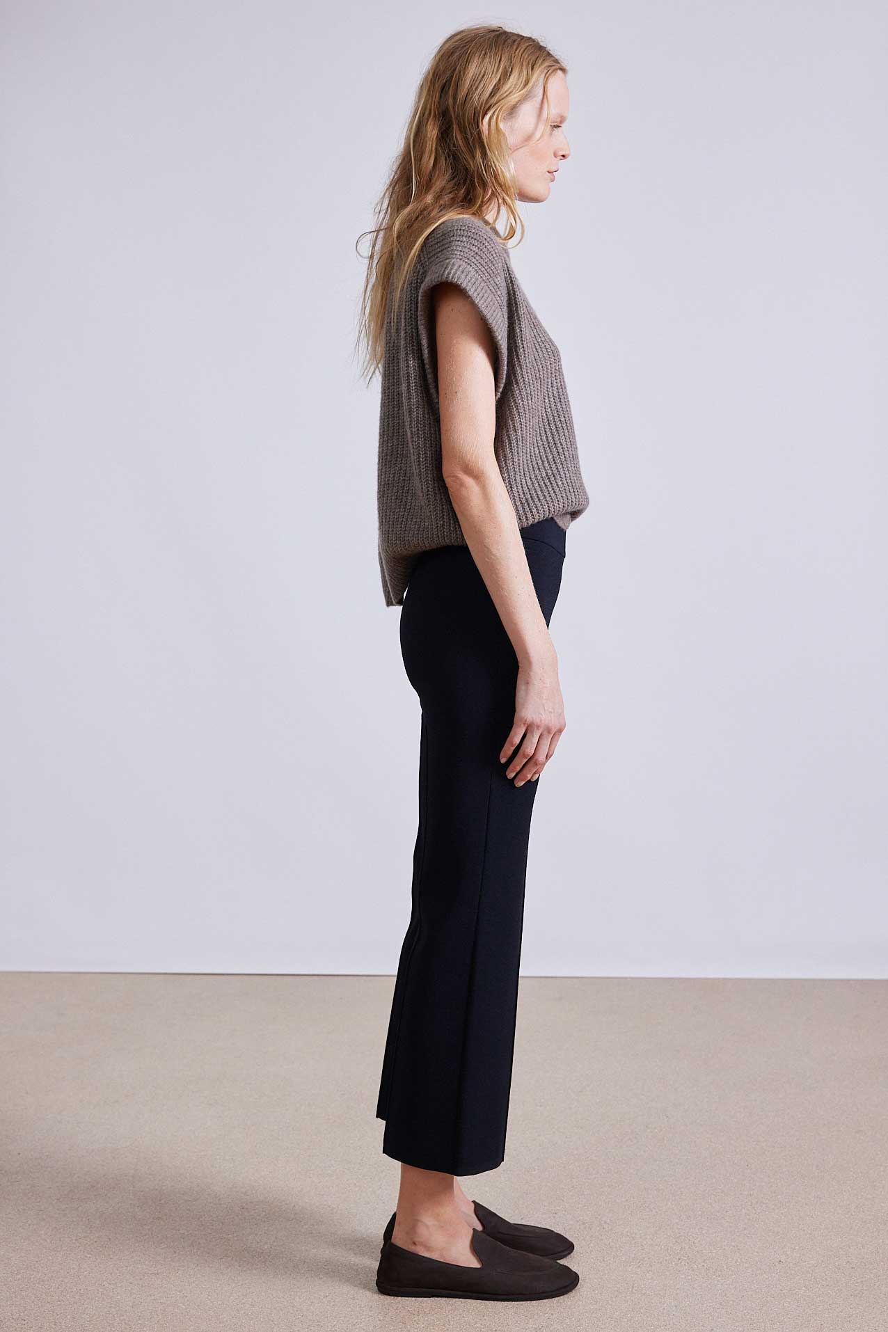 PANTS/SHORTS RENE PULL ON PANT IN BLACK Apiece Apart