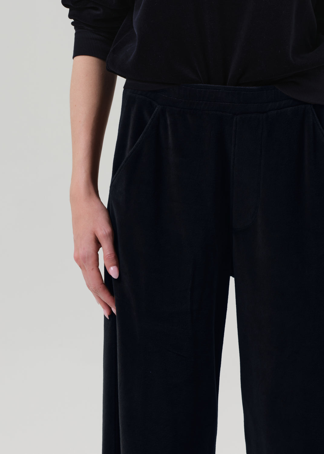 PANTS/SHORTS Brynn Drawstring Pant in Dark Navy Citizens of Humanity