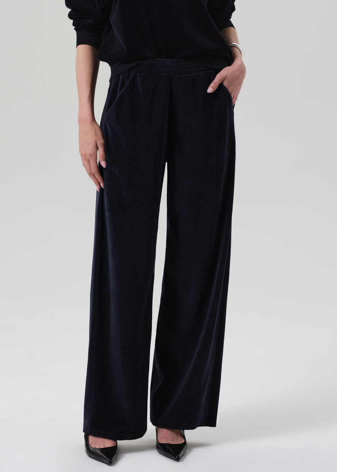 PANTS/SHORTS Brynn Drawstring Pant in Dark Navy Citizens of Humanity