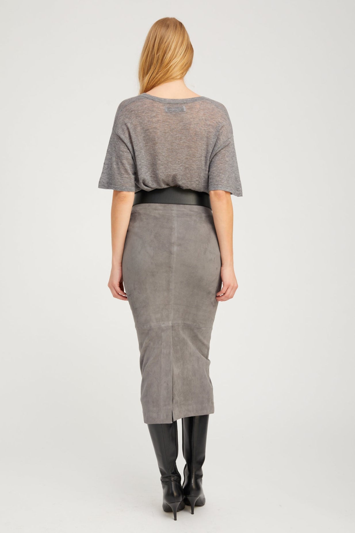 TEES/TANKS V NECK TEE IN GREY SPRWMN