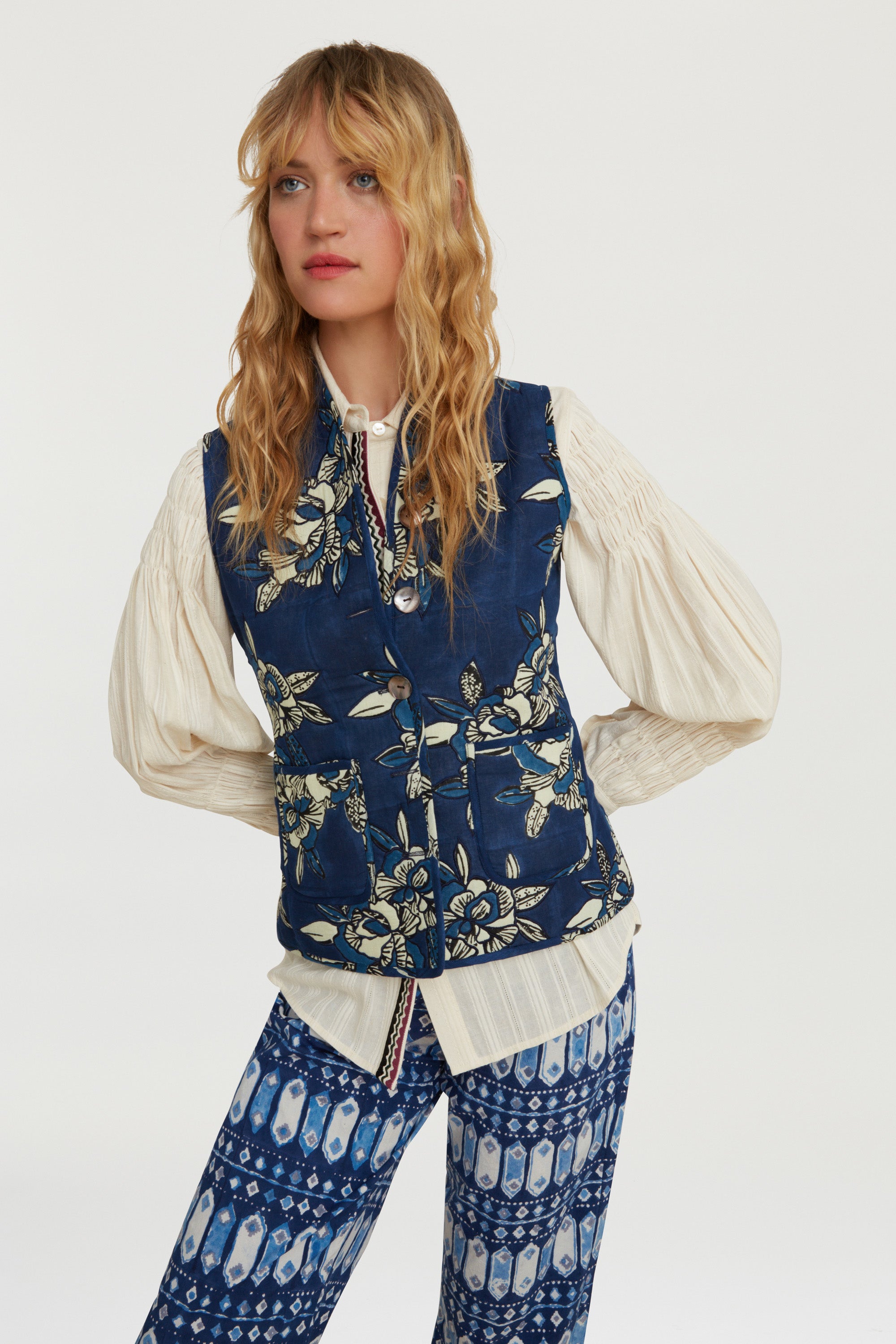 COATS/JACKET Tiblish Reversible Gilet in Indigo Blues Lisa Corti