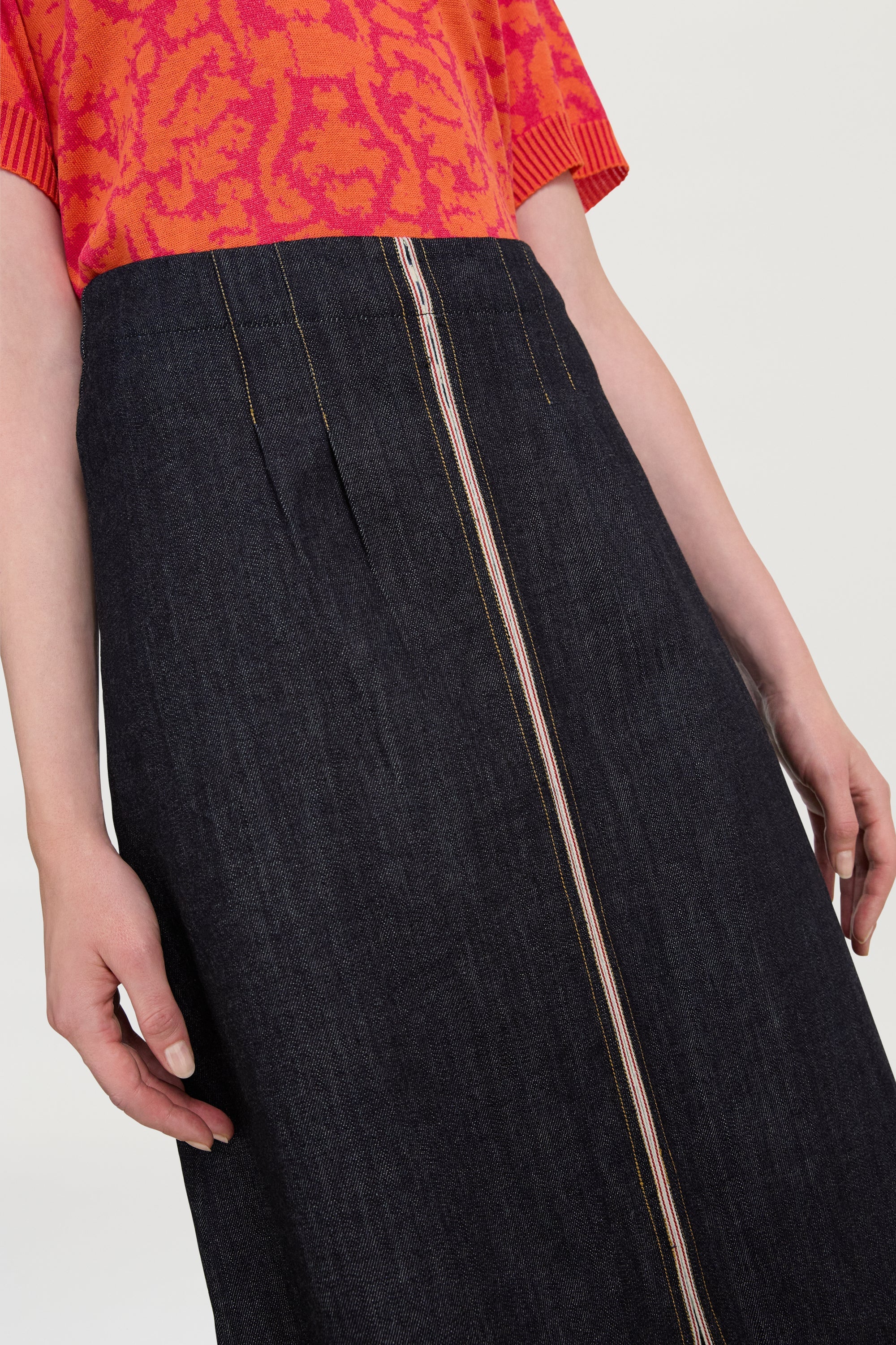 SKIRTS Chambray Skirt in Denim Blue Lisa Corti