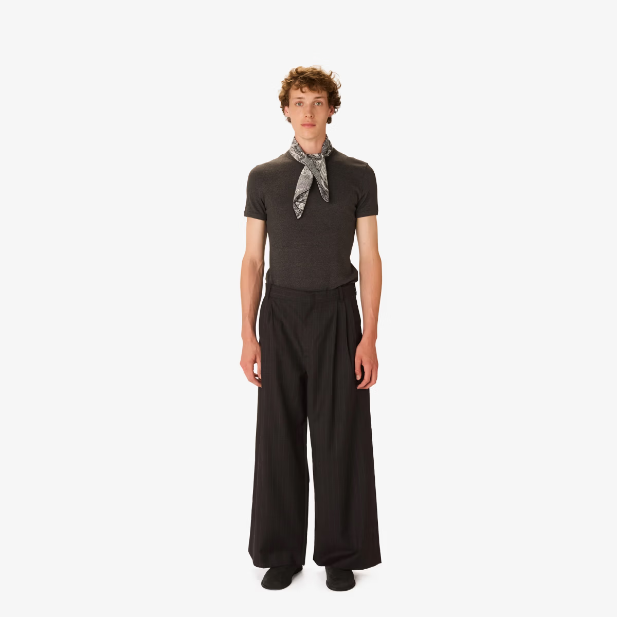 ACCESSORIES Piranesi Square Scarf in Black Inoui Editions