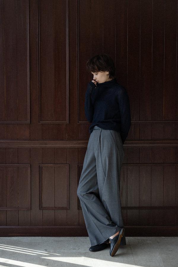 SWEATERS Wool Ribbed Turtle Neck in Charcoal Grey CT Plage