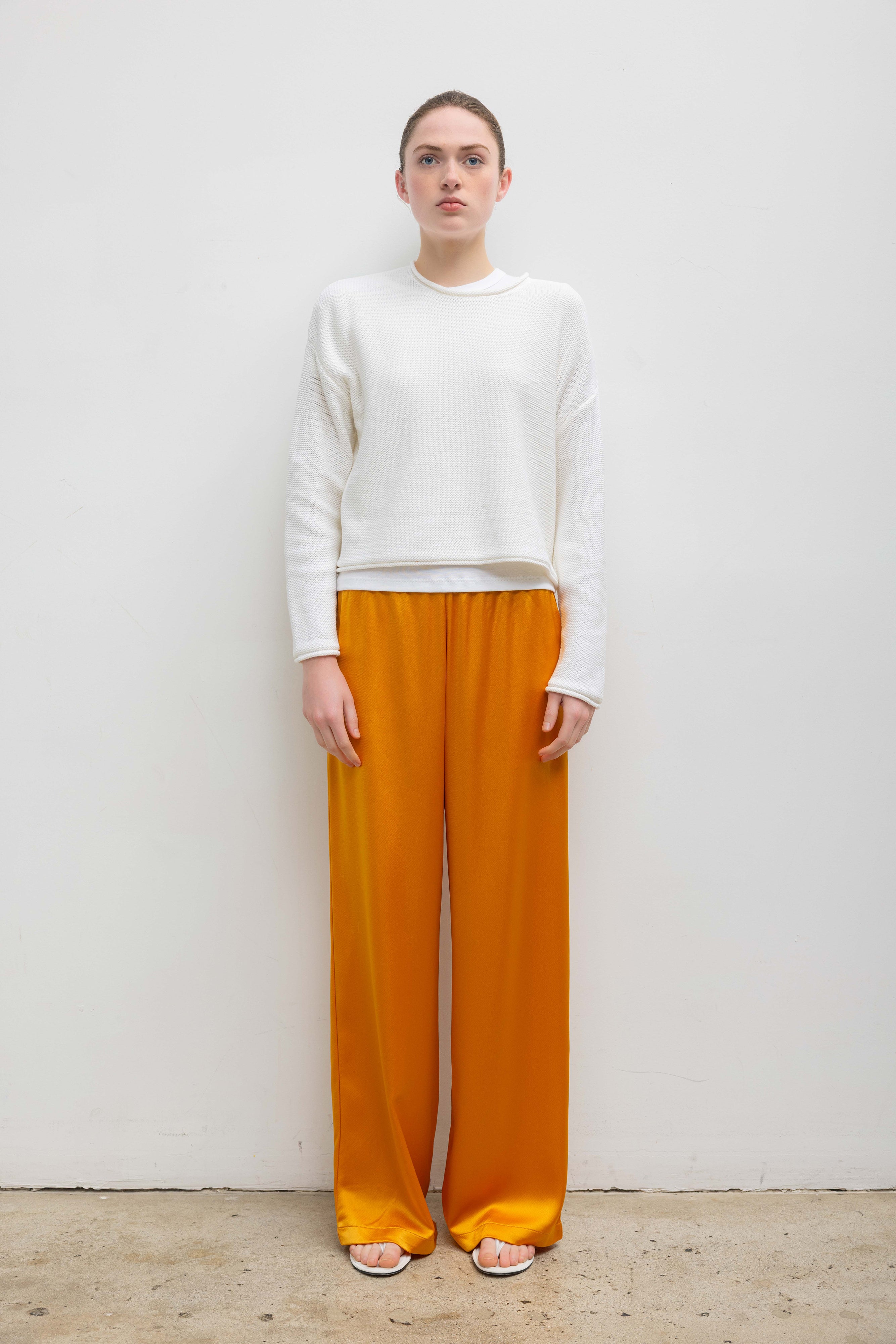 SWEATERS Mae Crewneck in Parchment Leset