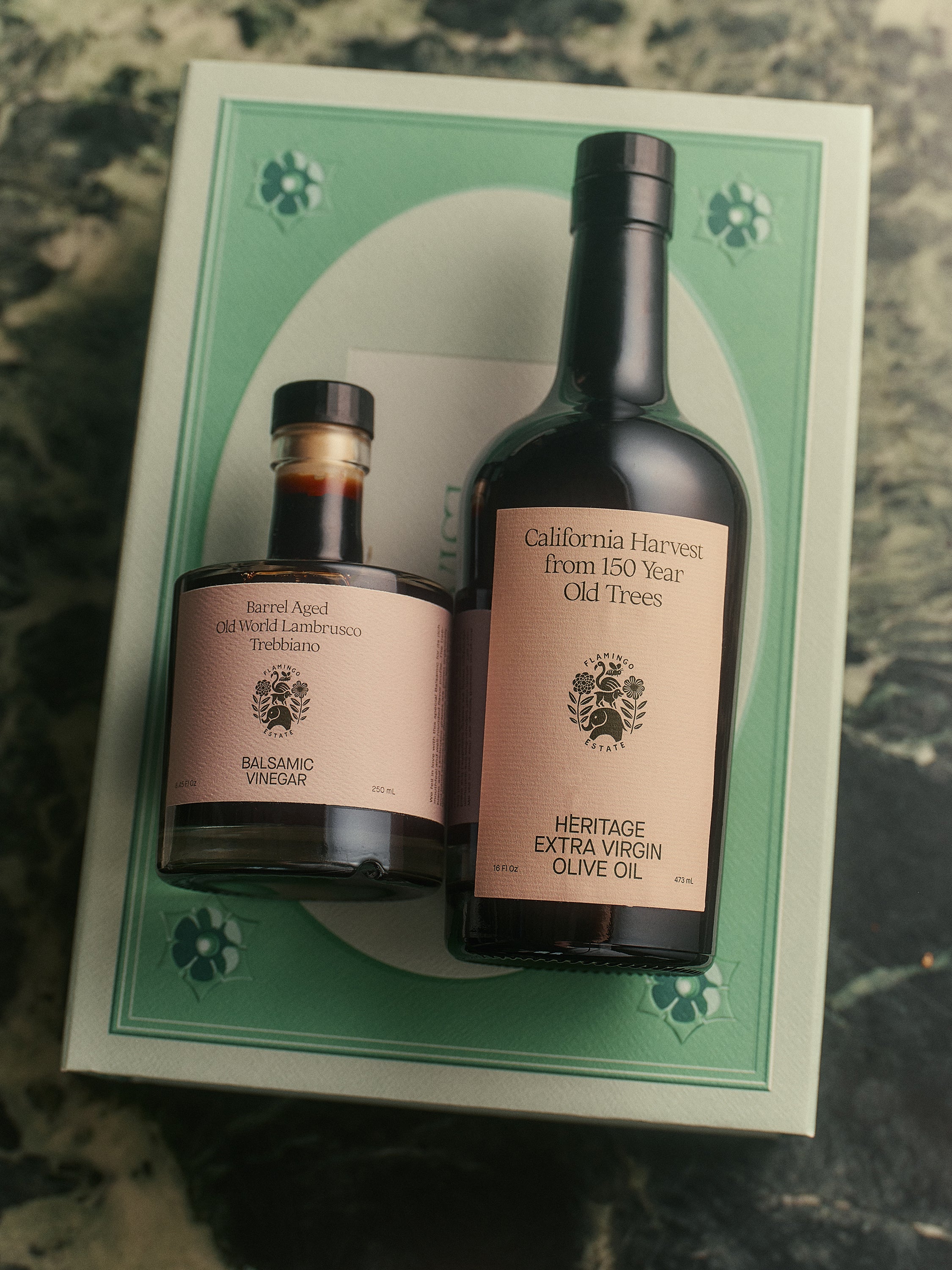 HOME ACCESSORIES Tablemates Olive Oil and Balsamic Flamingo Estate