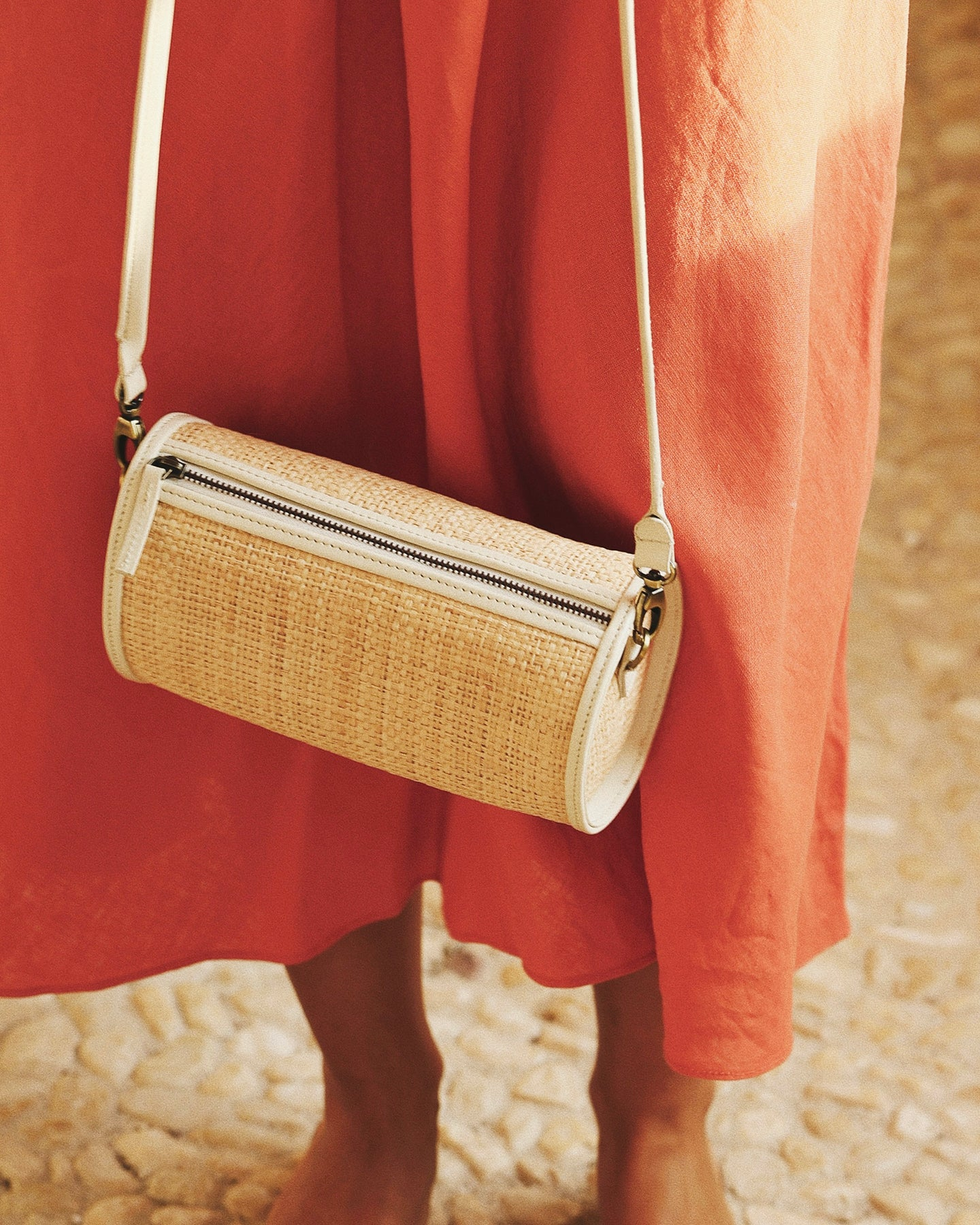 HANDBAGS LILOU HANDBAG IN COPPER RAFFIA Bembien