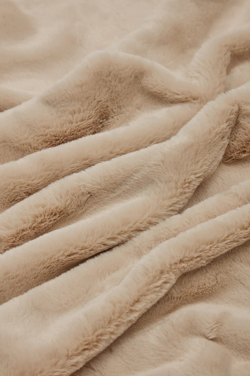 HOME DECOR Brady Blanket Apparis