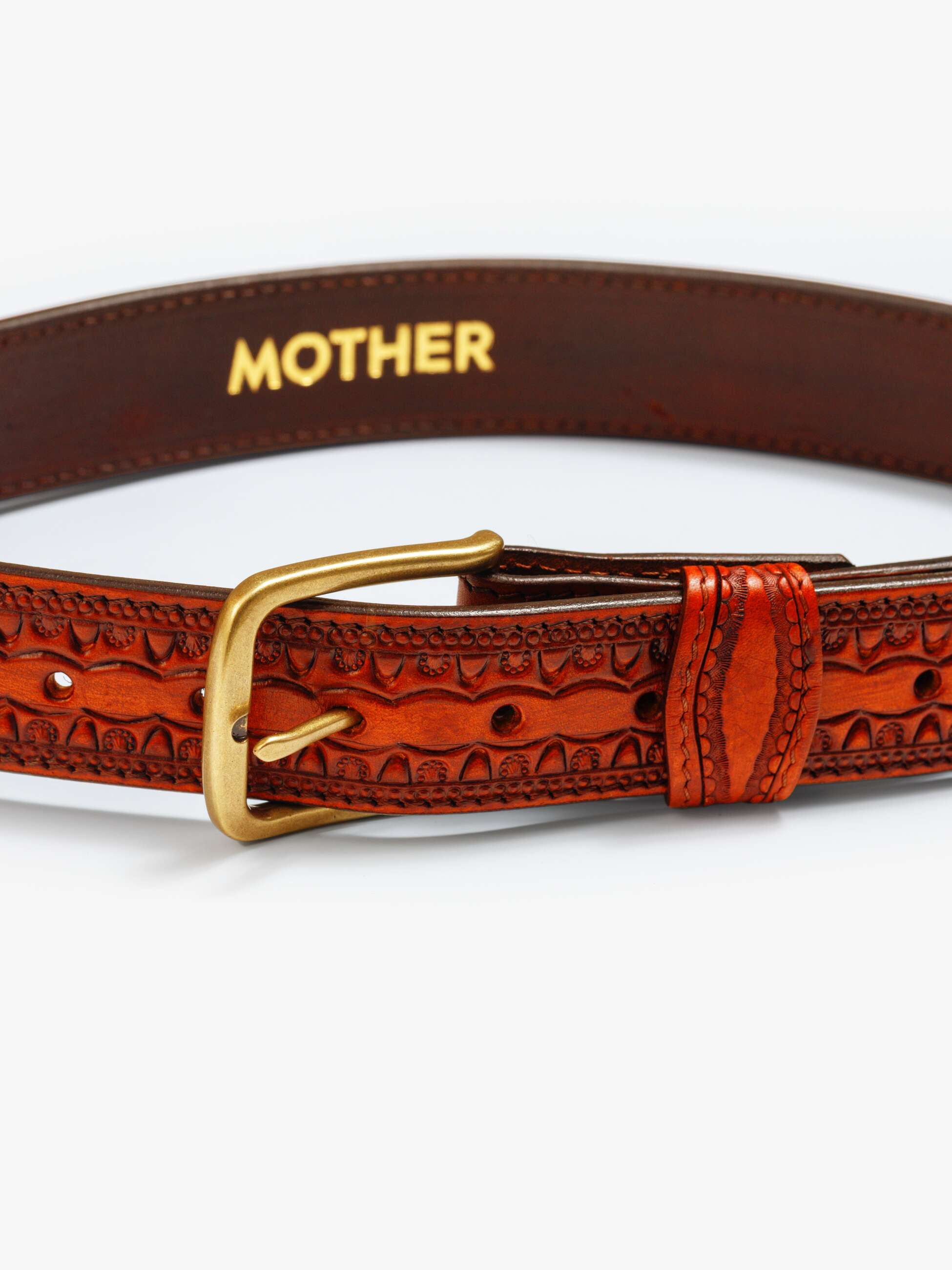 ACCESSORIES The Eye Opener Belt in Brown Mother