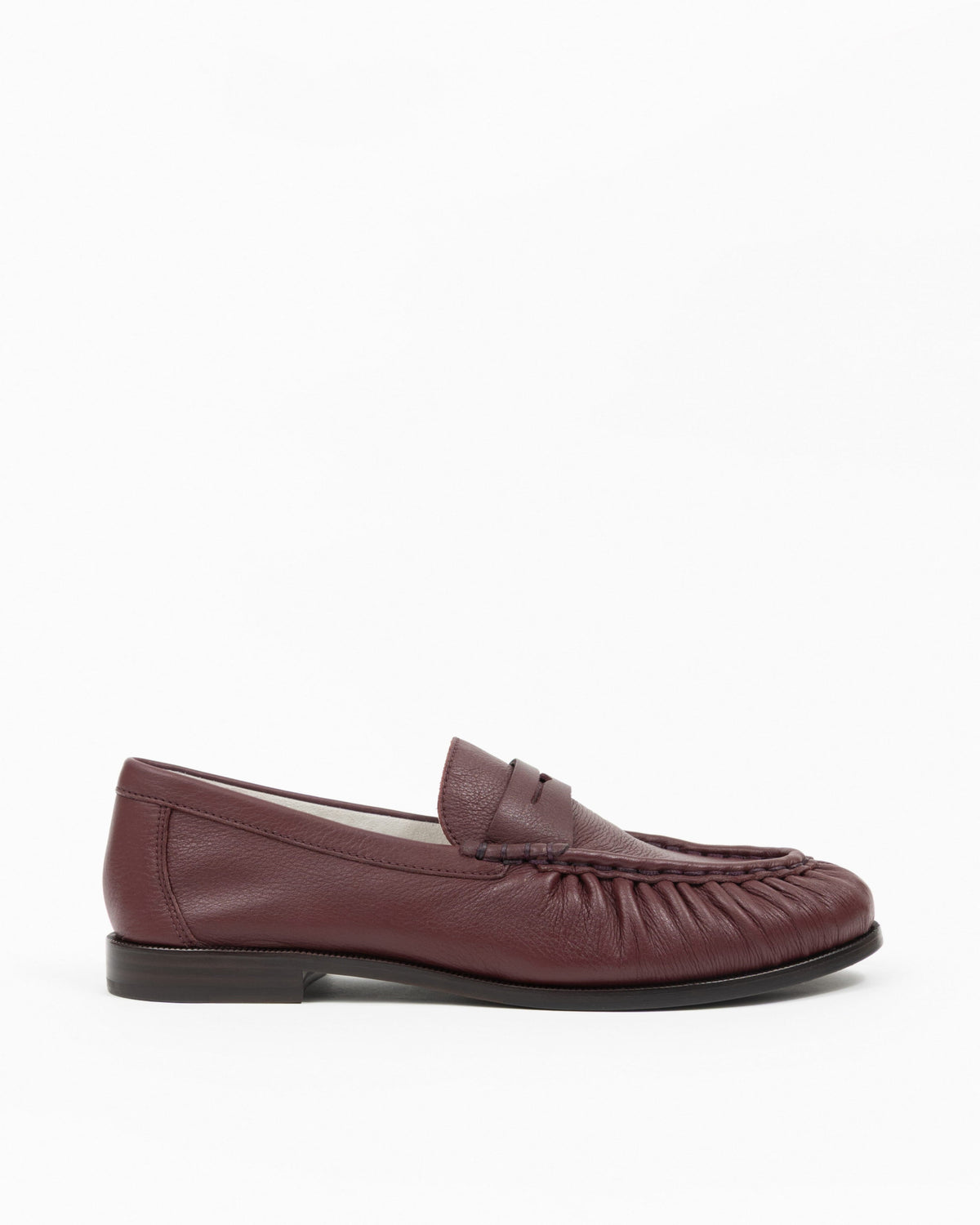 SHOES Dover Loafer in Merlot Oncept