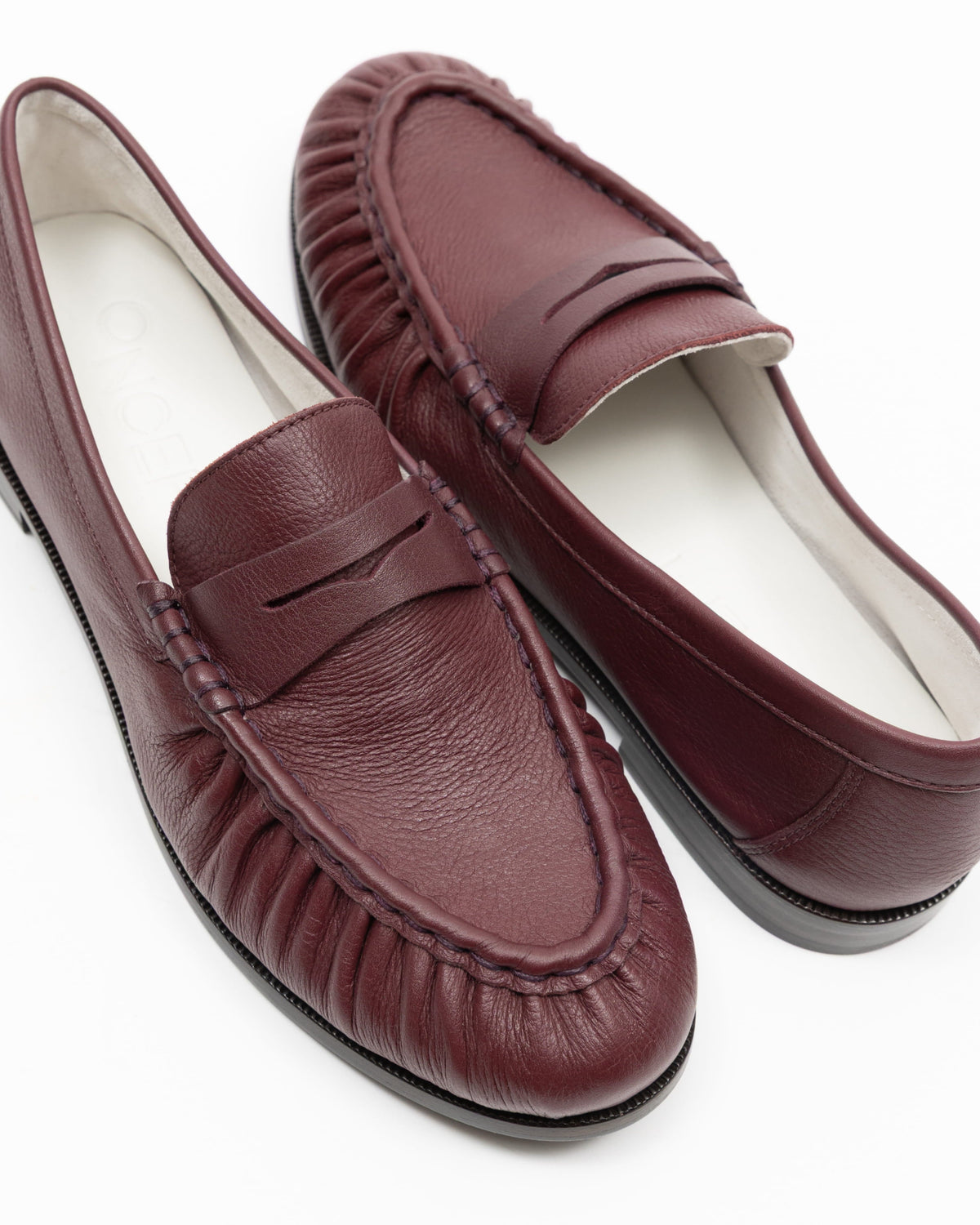 SHOES Dover Loafer in Merlot Oncept
