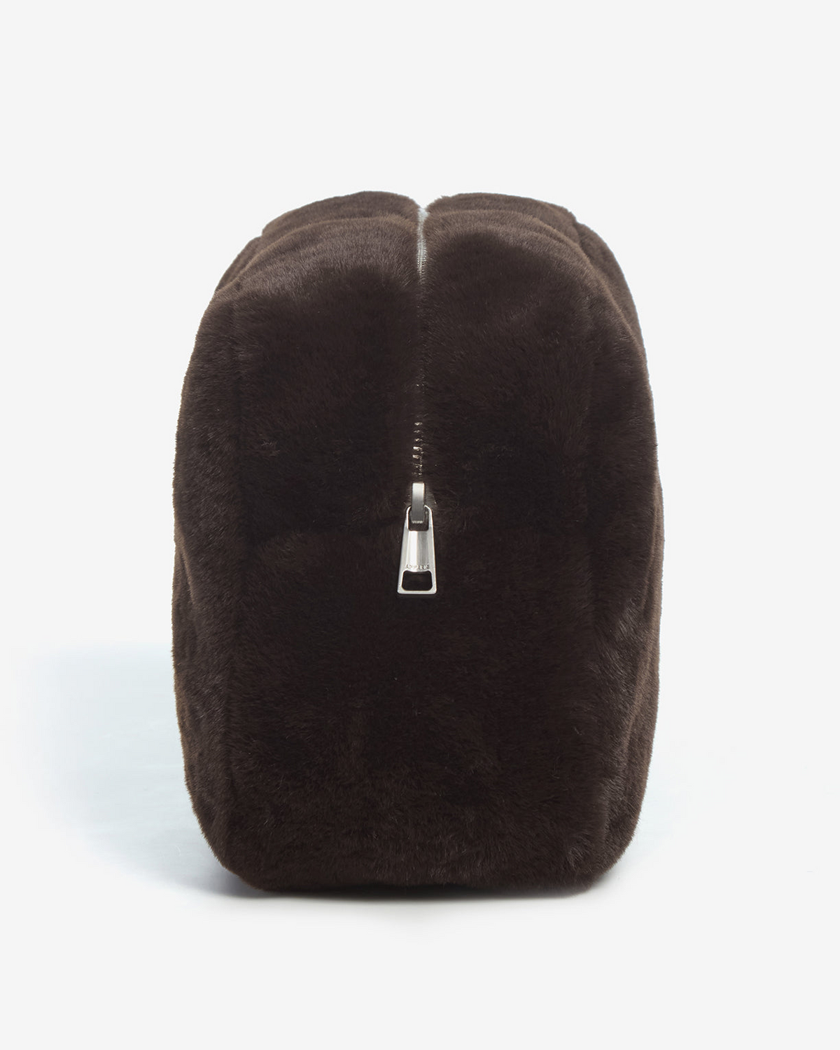 ACCESSORIES Jumbo Noor Pouch in Espresso Apparis