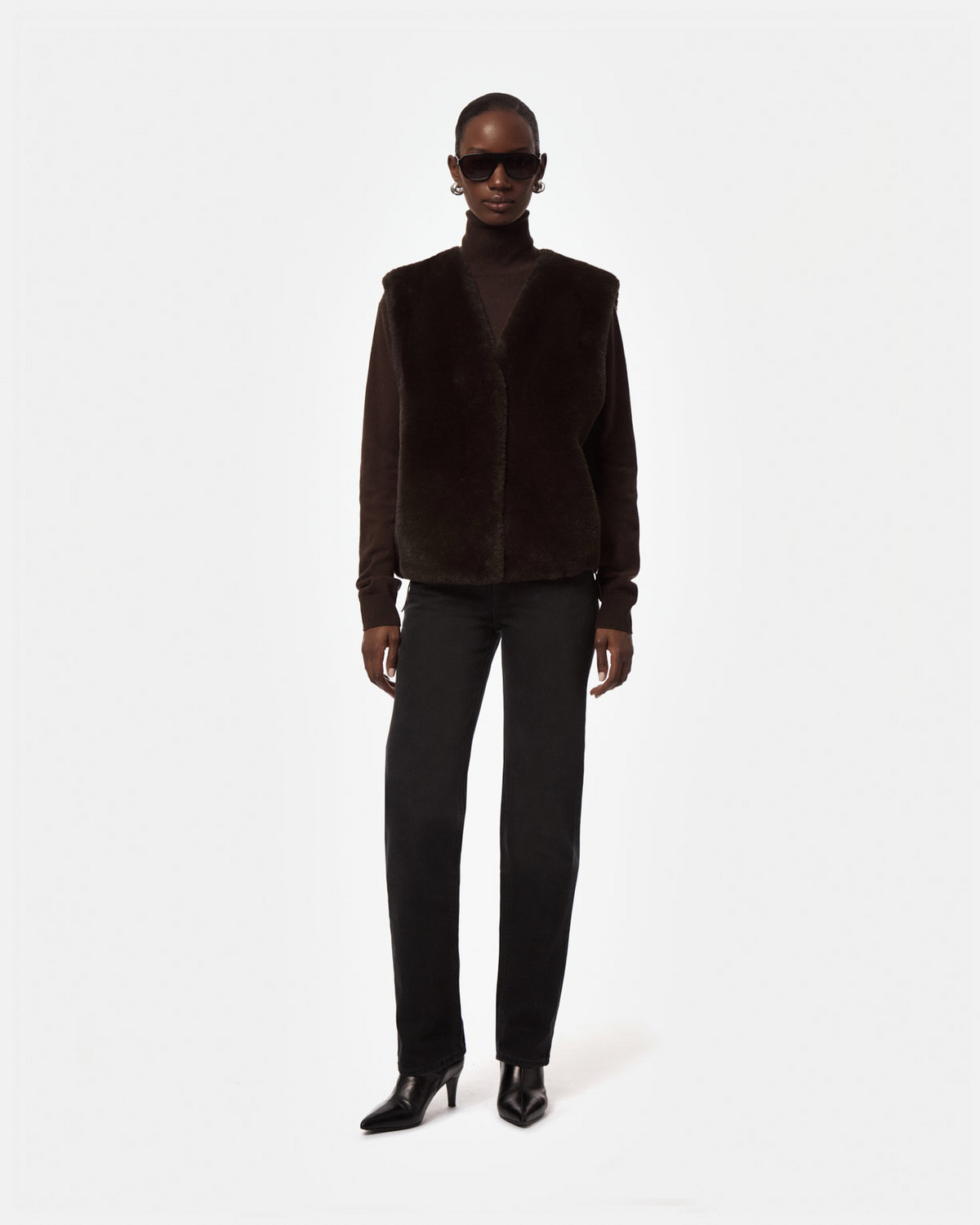 COATS/JACKET Lyle Vest in Espresso Apparis