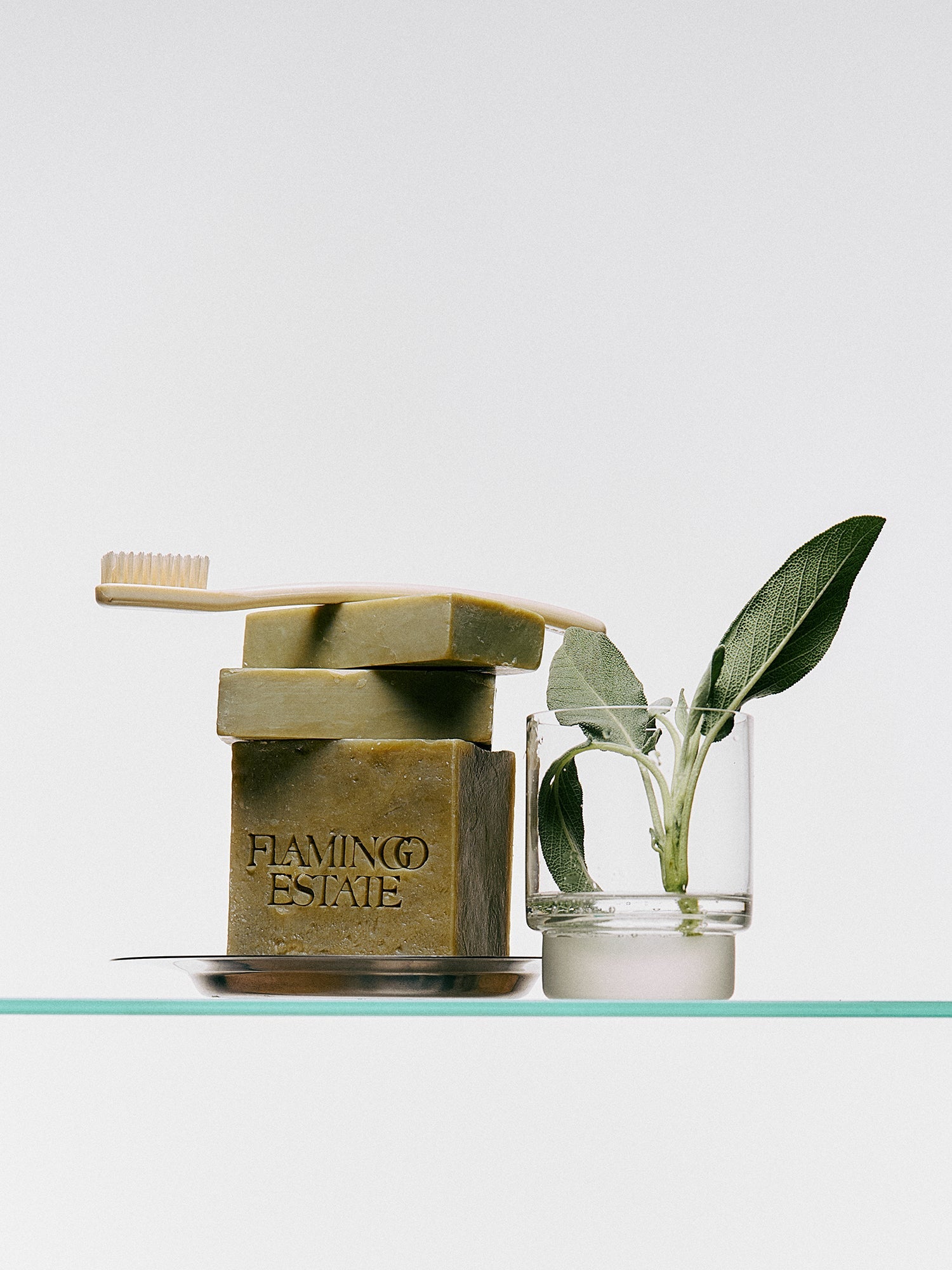 APOTHECARY Roman Parsley & Fresh Rosemary Bar Soap Flamingo Estate