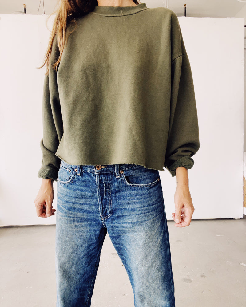 LOUNGE Boxy Crop Sweatshirt Olive Hey Gang