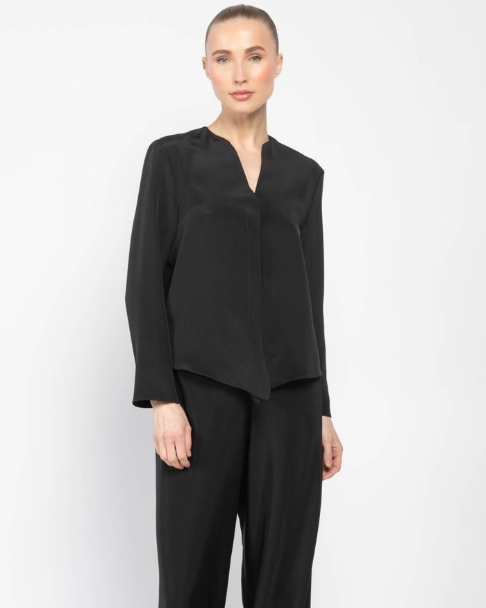 BLOUSES/SHIRTS/TOPS HOUSE BLOUSE IN BLACK Peter Cohen