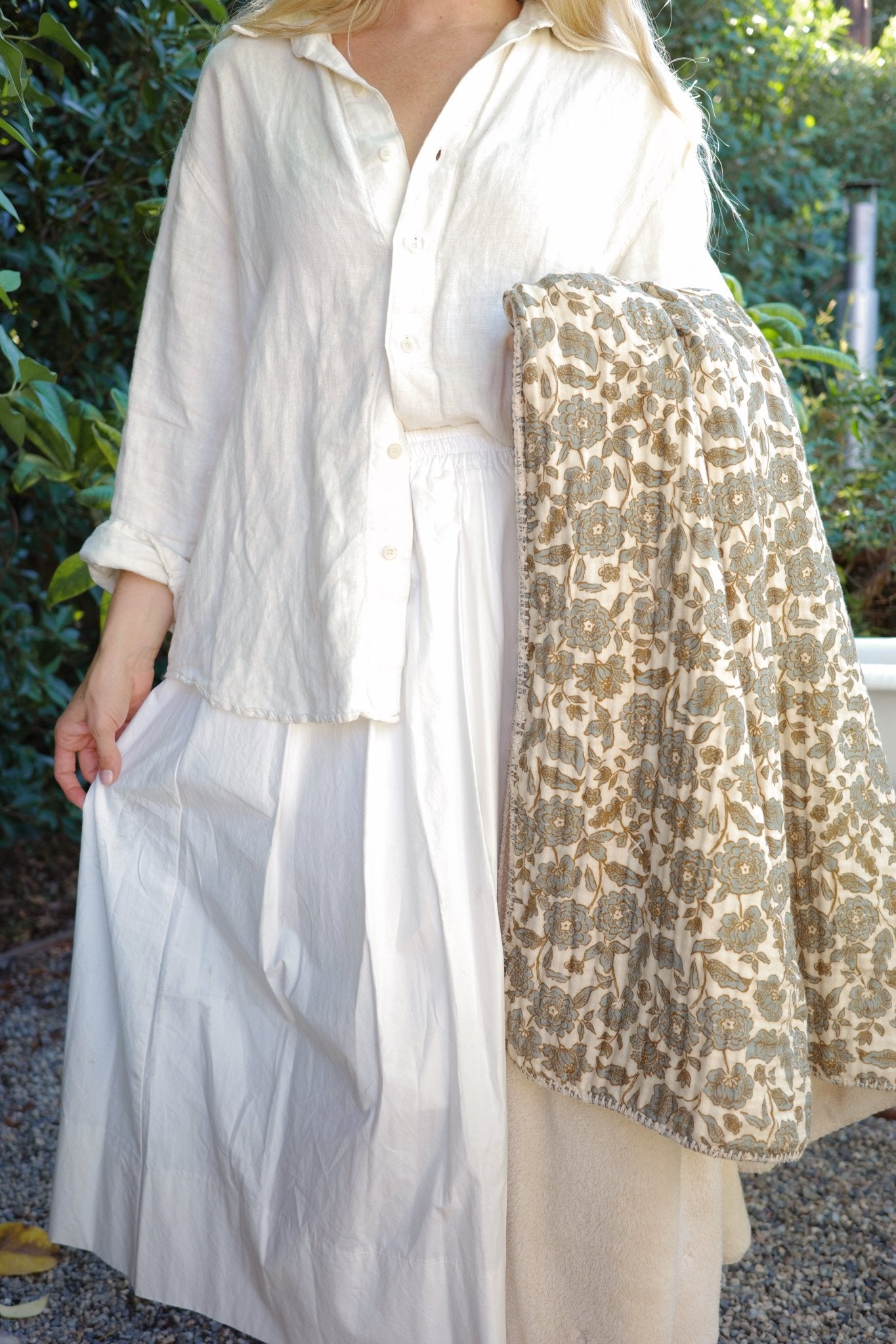 HOME DECOR Sherpa Cottage Blanket in Buttercream Floral House No. 23