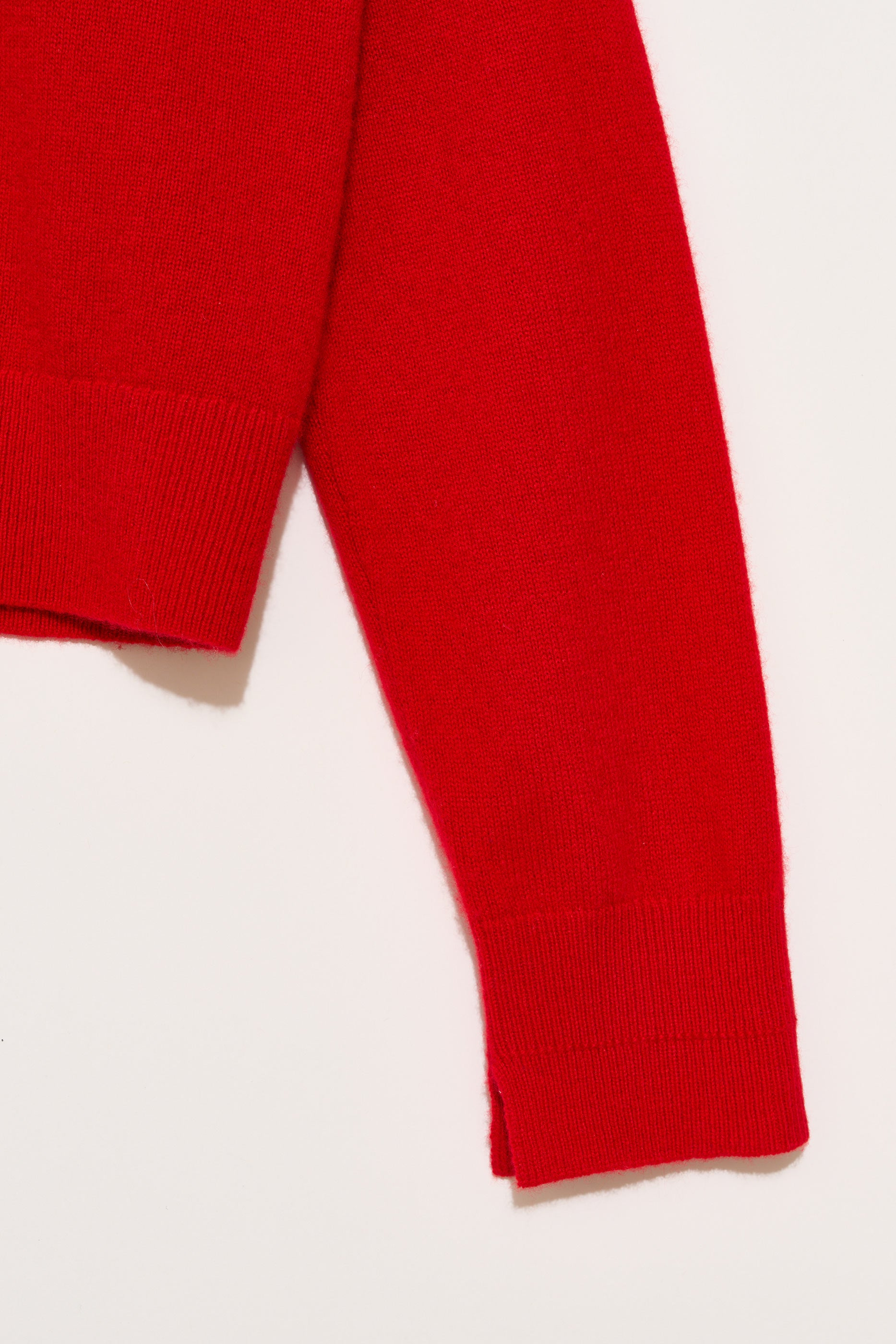 SWEATERS Cashmere V-Neck Pullover in Red Organic by John Patrick