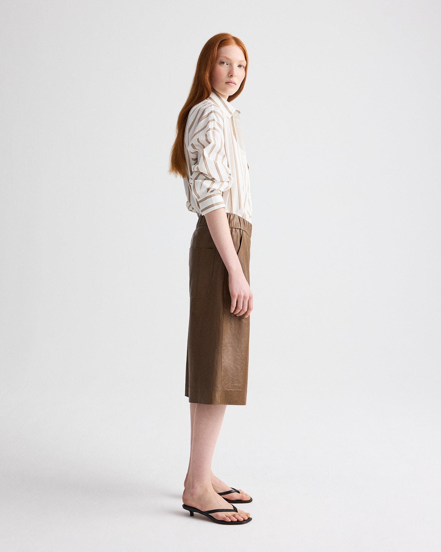 PANTS/SHORTS Leather Pull on Cropped Short in Tobacco TWP