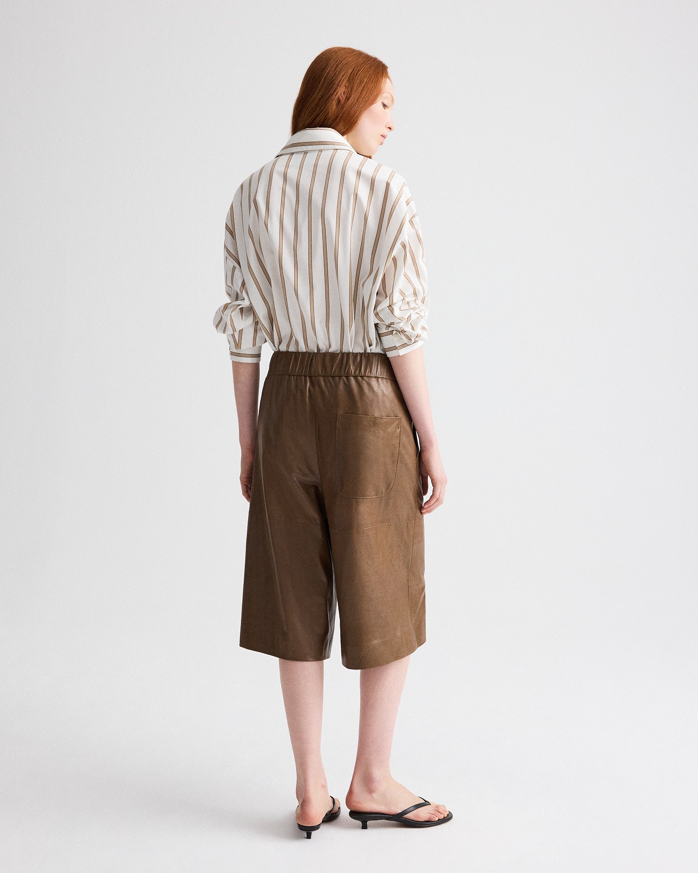 PANTS/SHORTS Leather Pull on Cropped Short in Tobacco TWP