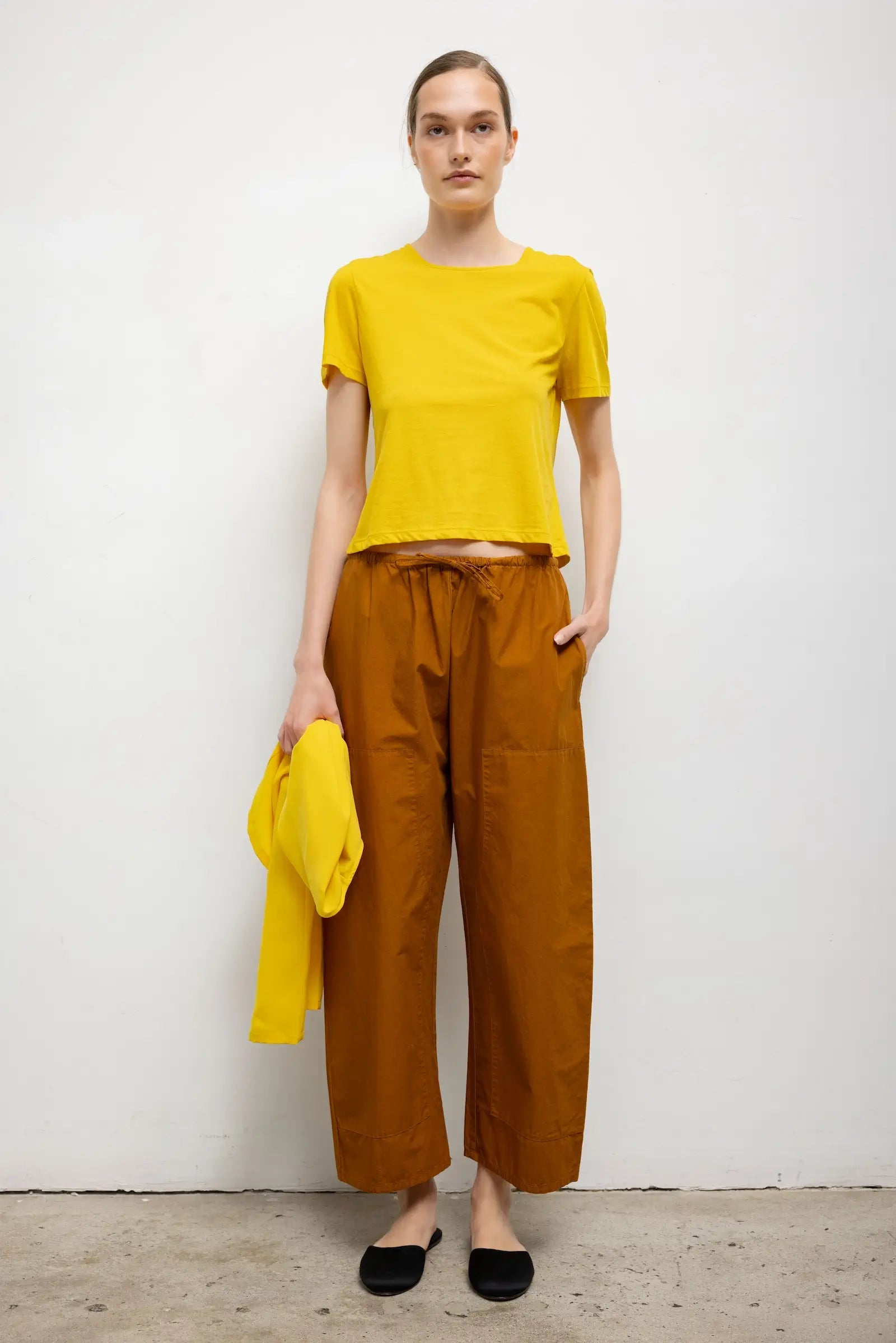 TEES/TANKS Milo Cropped Tee in Daffodil Leset