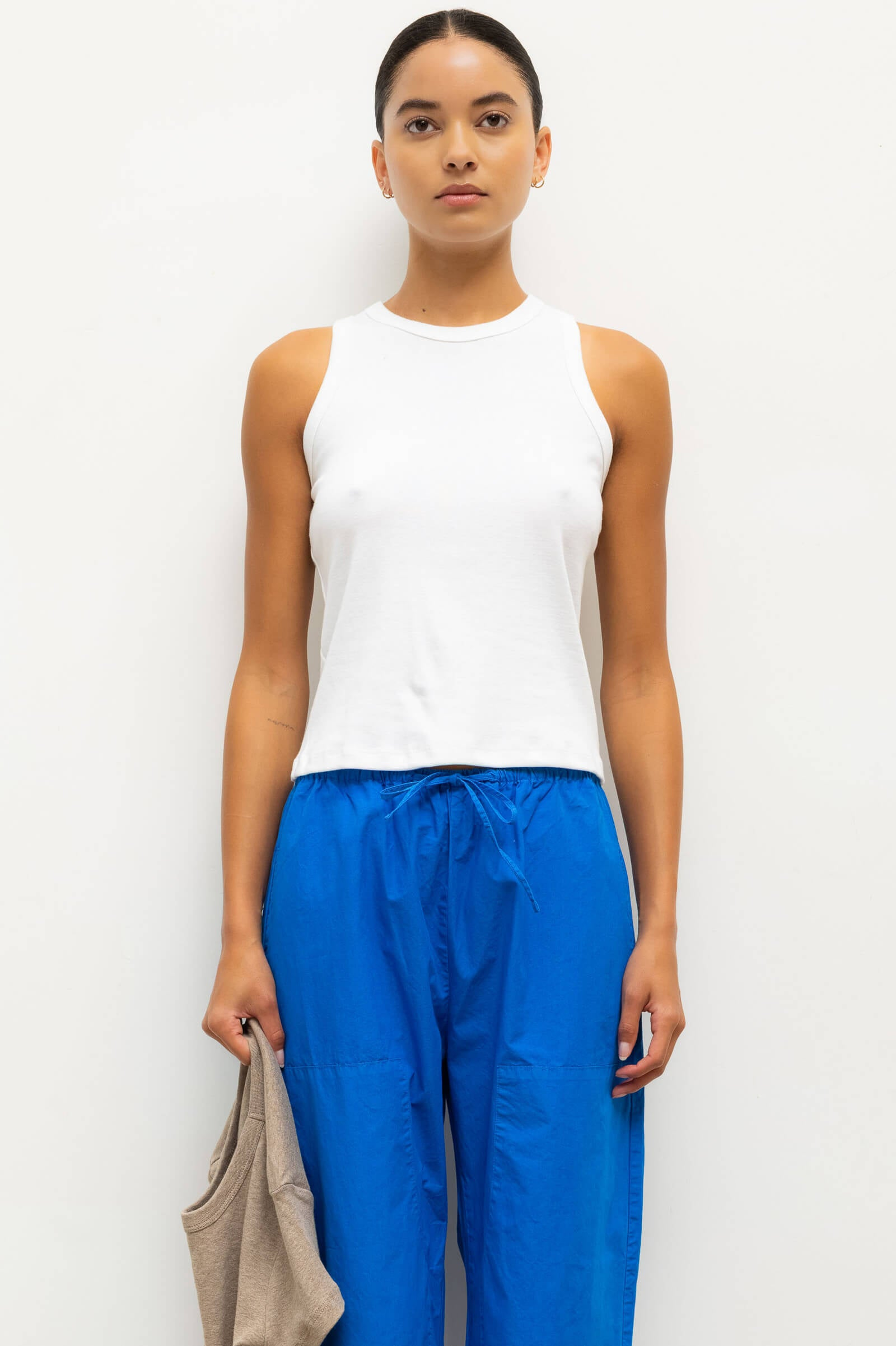 TEES/TANKS Nando High Neck Tank in White Leset