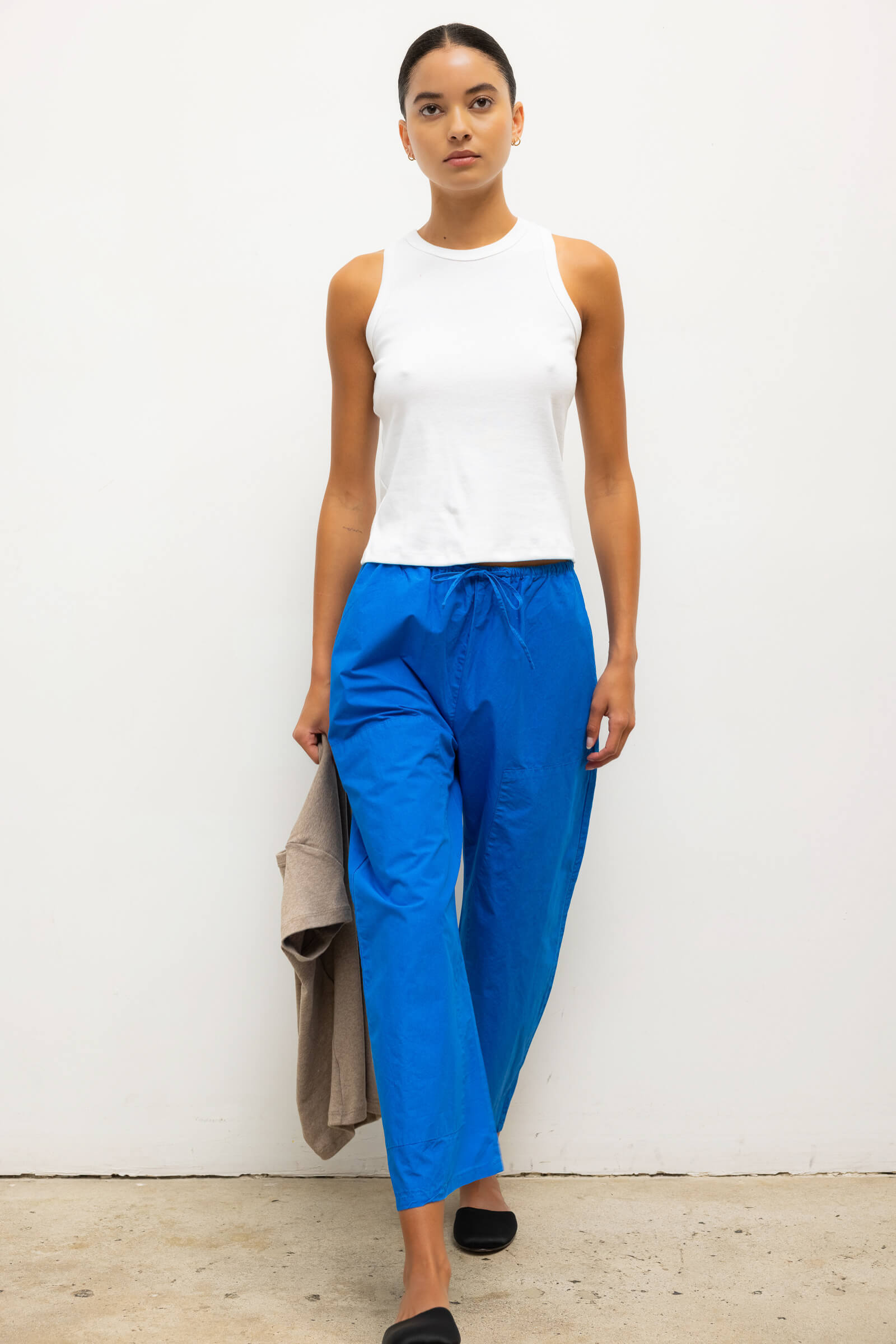 TEES/TANKS Nando High Neck Tank in White Leset
