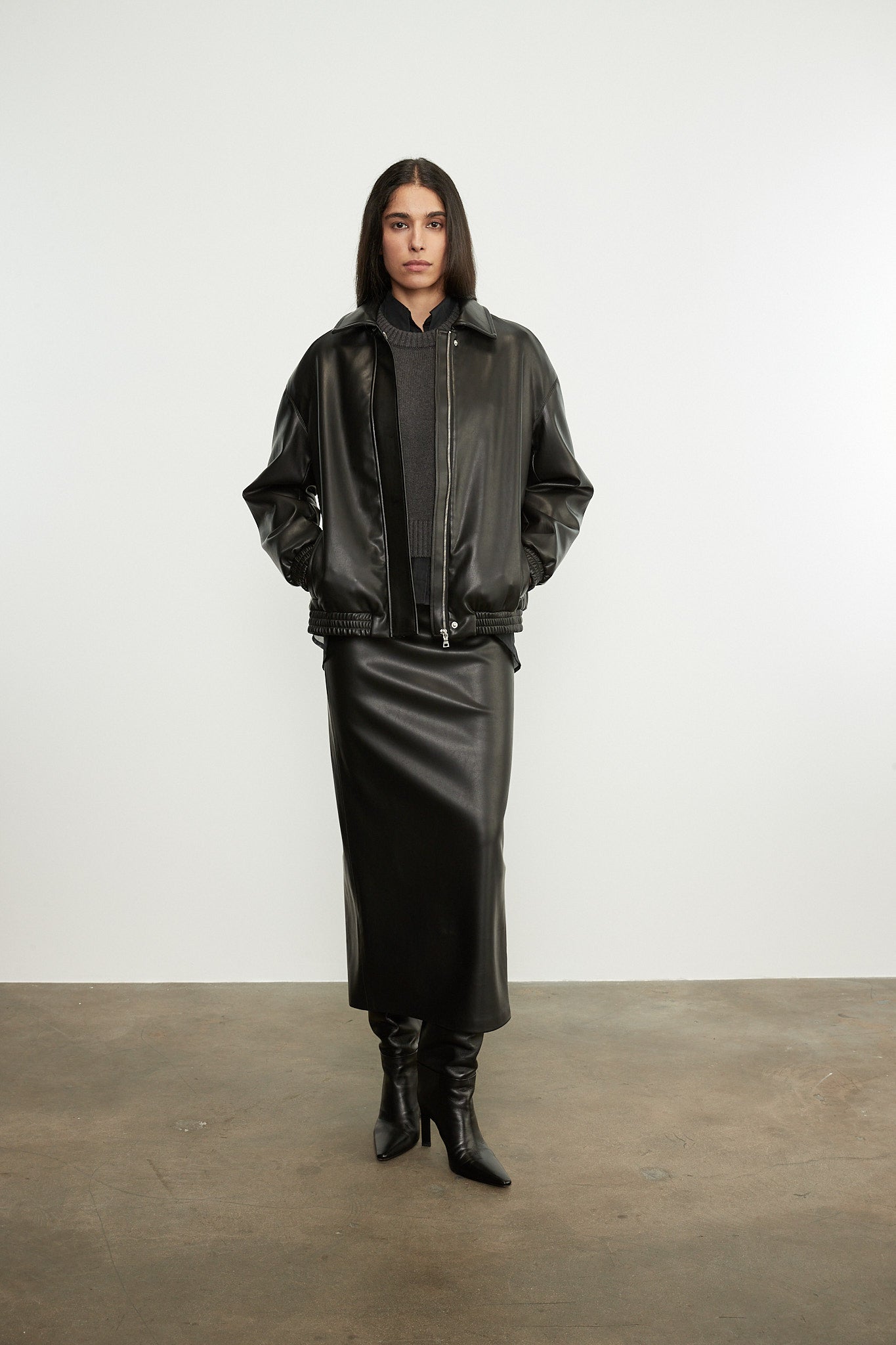 COATS/JACKET Leather Jacket in Black Enza Costa