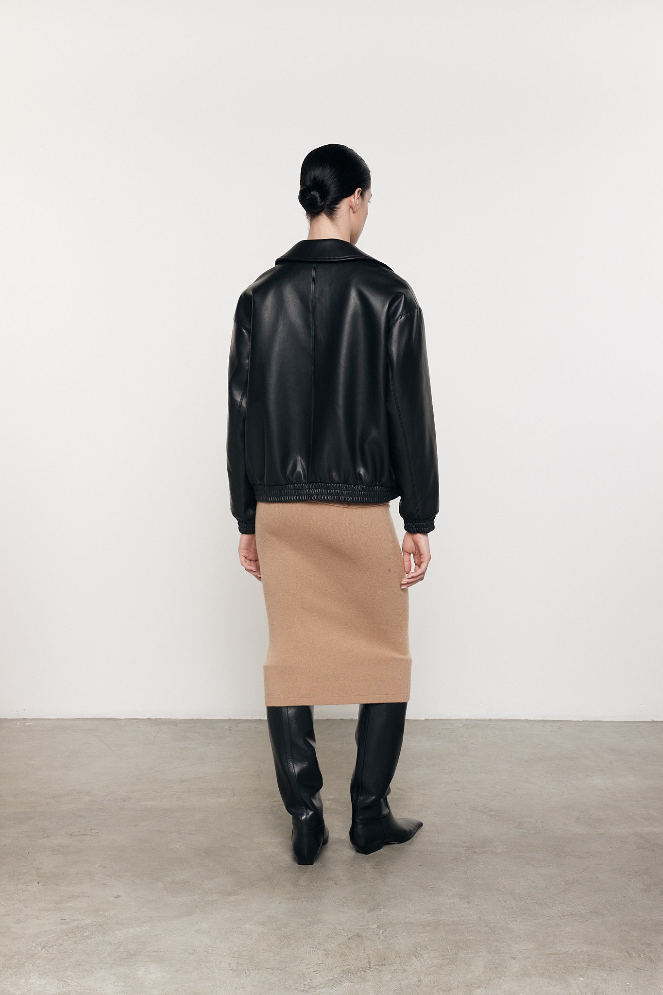 COATS/JACKET Leather Jacket in Black Enza Costa