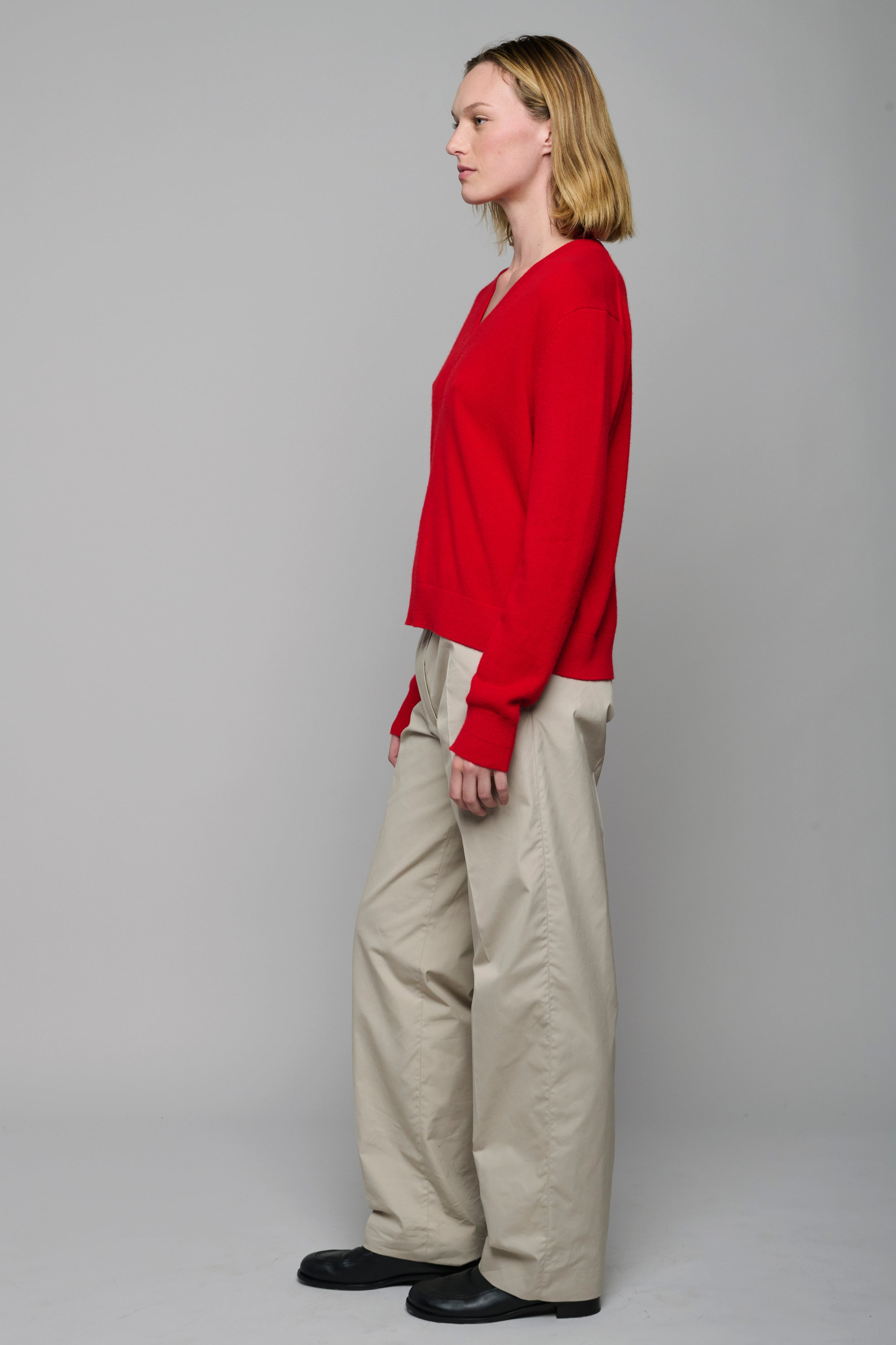 SWEATERS Cashmere V-Neck Pullover in Red Organic by John Patrick