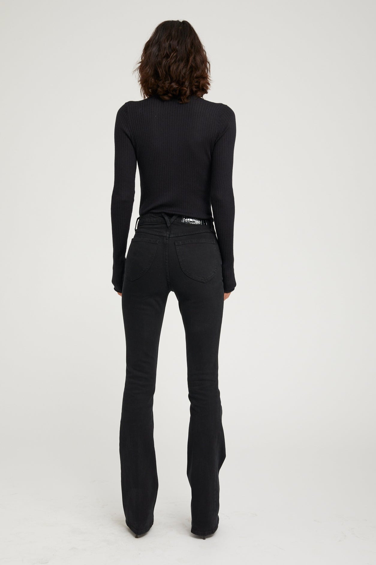 BLOUSES/SHIRTS/TOPS Long Sleeve Cashmere Henley in Black SPRWMN