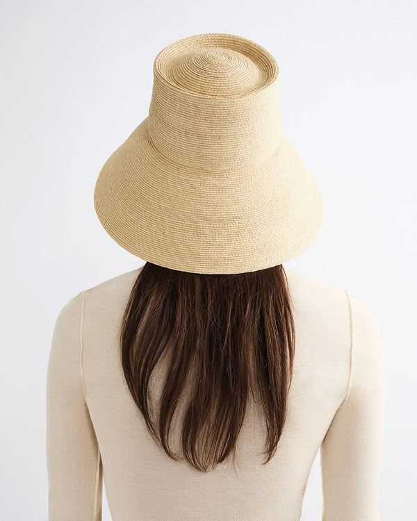 HATS Suni Bucket Hat in Natural Janessa Leone