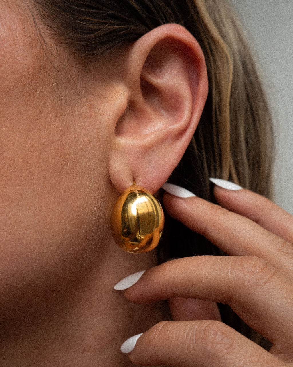 FASHION JEWELRY Lucia Hoops Luv Aj