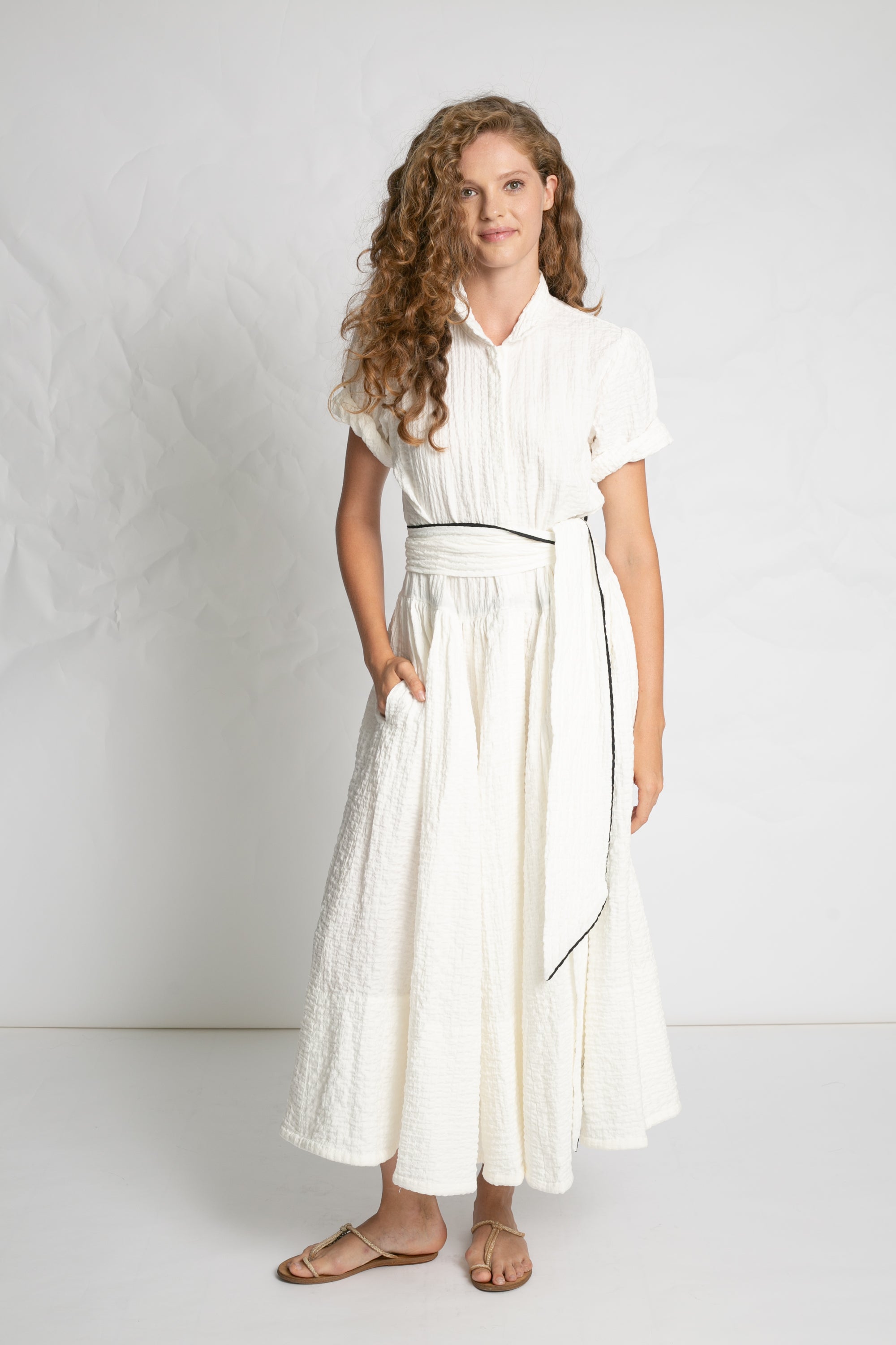 DRESSES/JUMPSUITS Crinkle Button Dress in White Les Filles d'Ailleurs