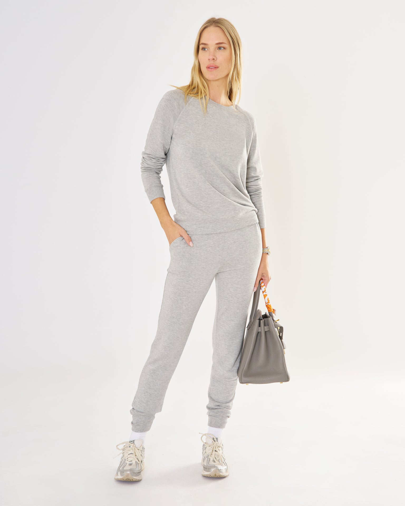 LOUNGE Nashville Sweatshirt in Heather Grey Wheat