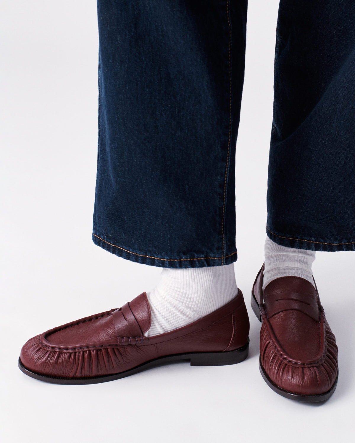SHOES Dover Loafer in Merlot Oncept