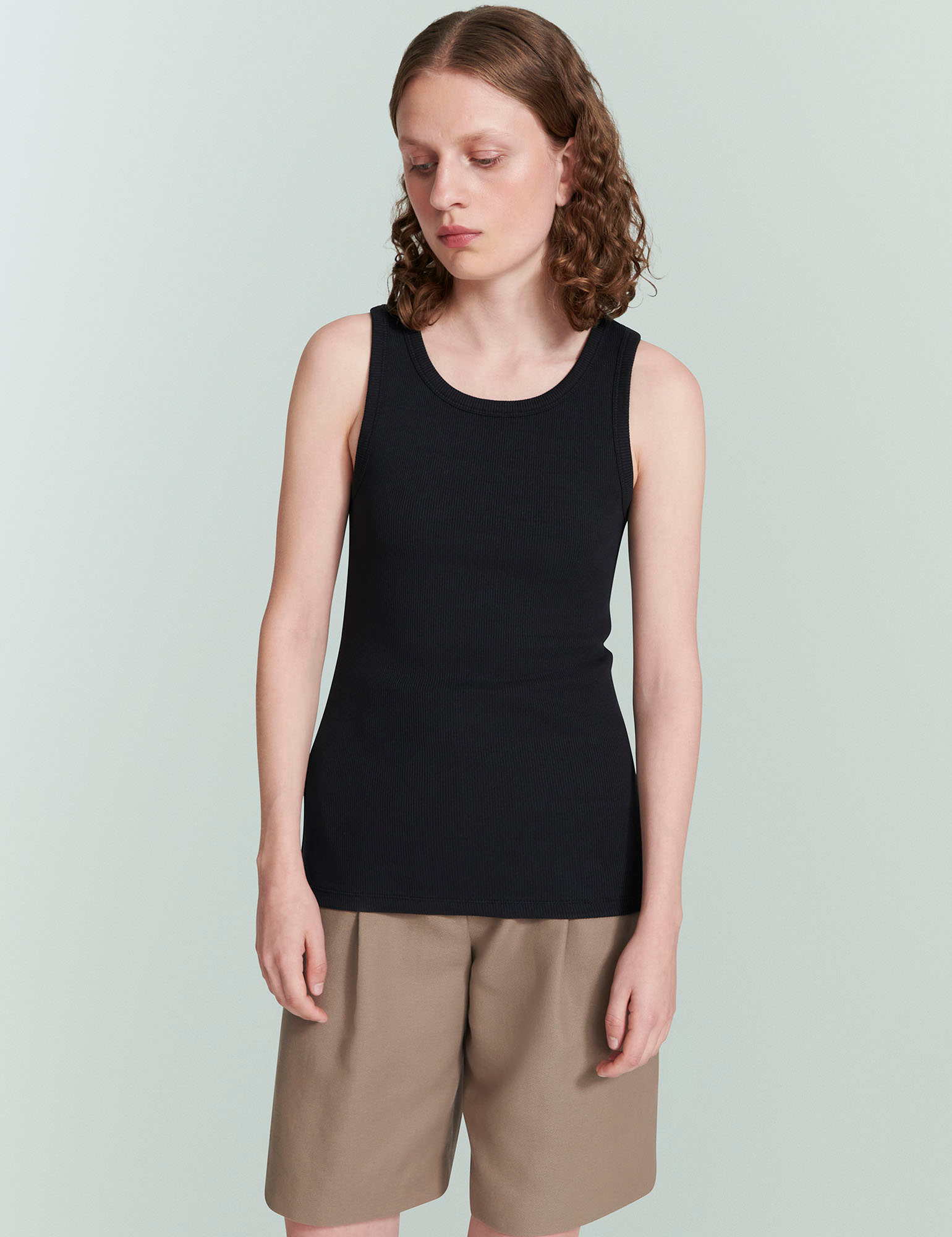 TEES/TANKS Ribbed Tank in Black Handvaerk
