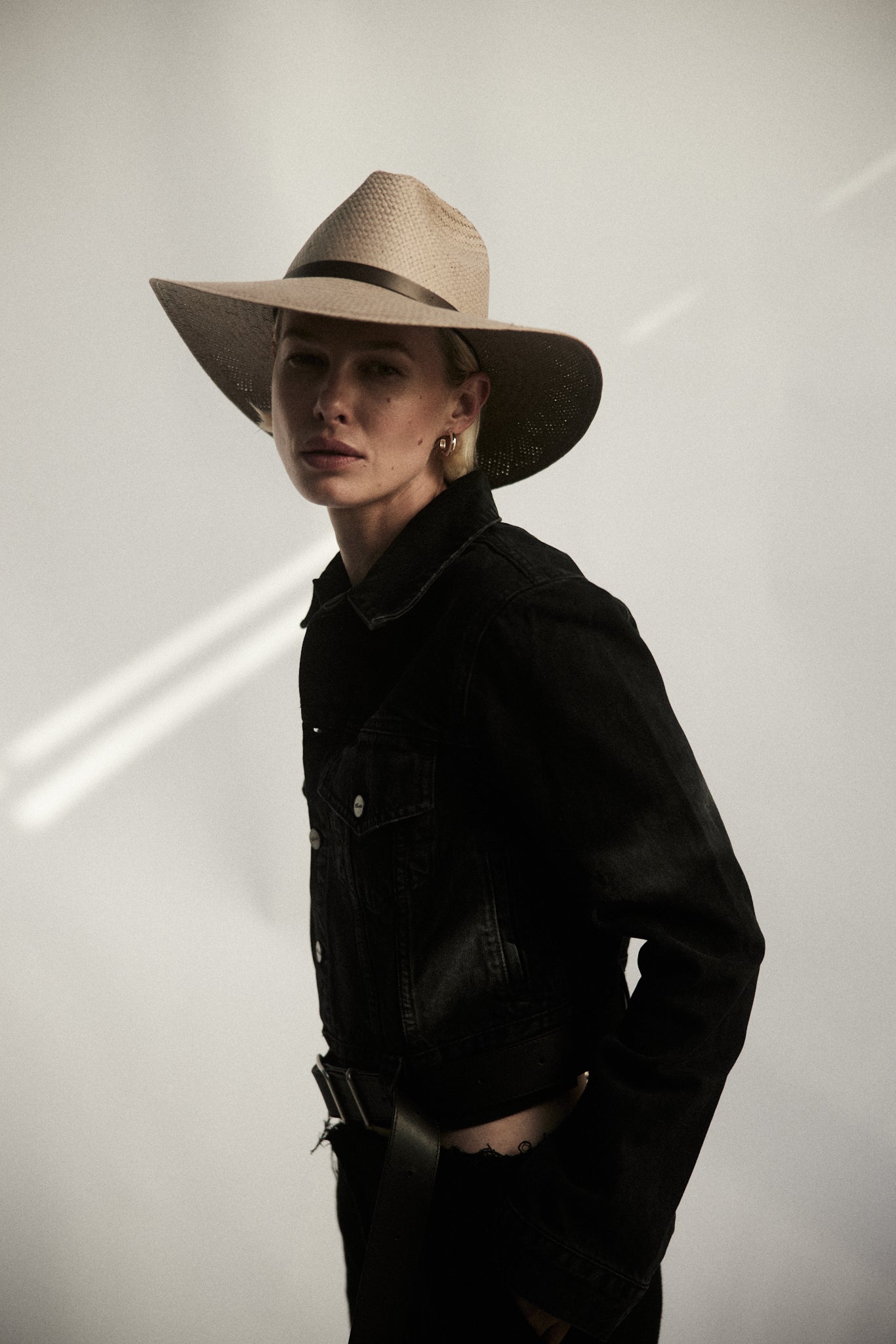 HATS Judith Hat in Taupe Janessa Leone