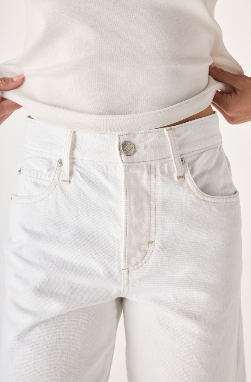 PANTS/SHORTS Steph Short in Skim AMO