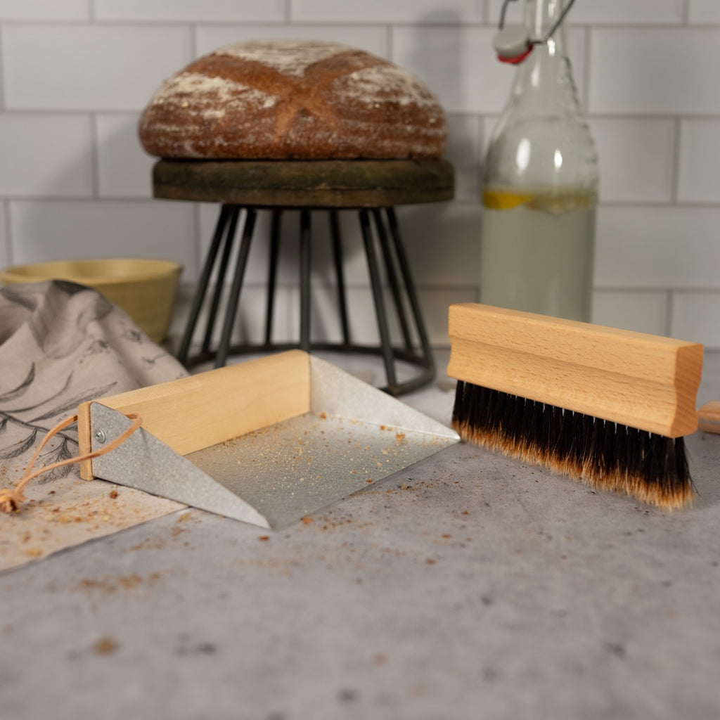 HOME ACCESSORIES Table Brush Set Earth & Nest