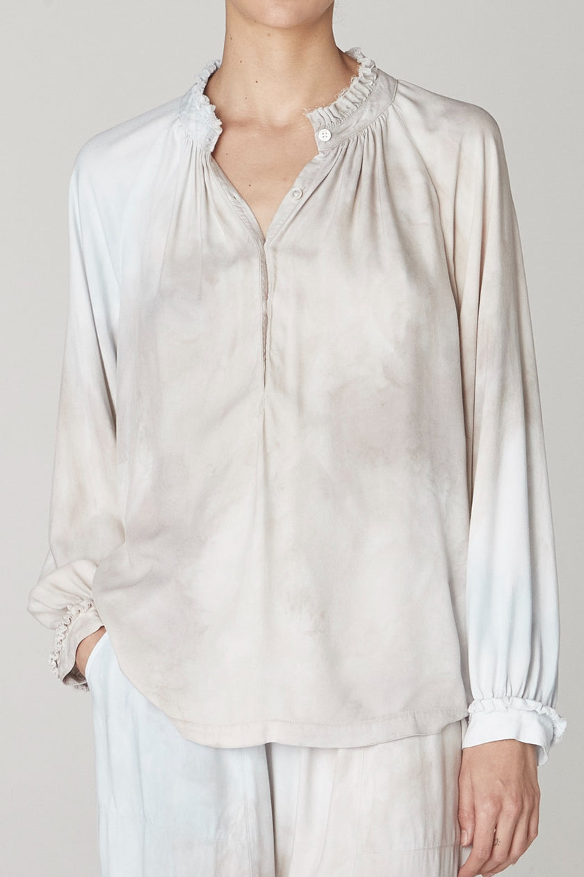 Tops Raquel Allegra Sabine Blouse in Blue Cloud Raquel Allegra
