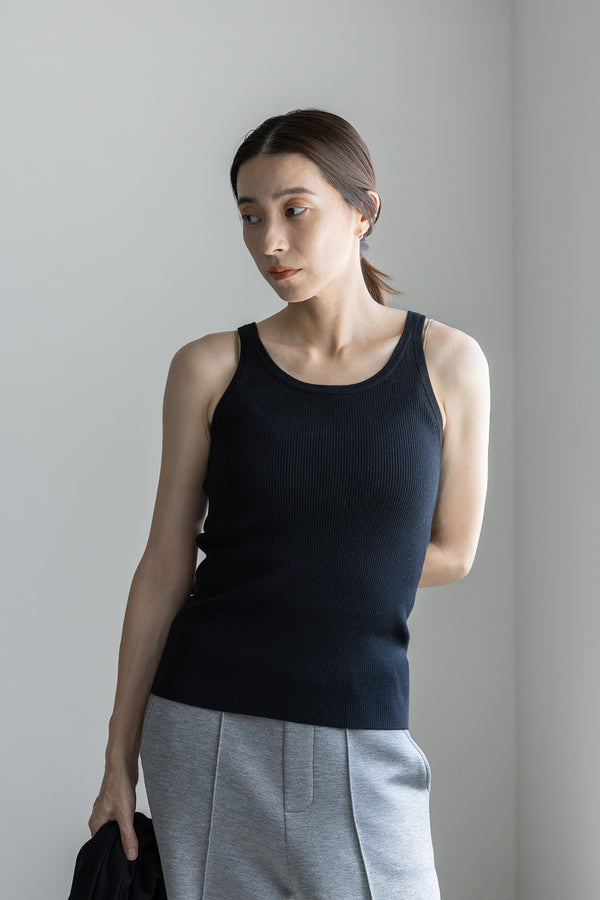 TEES/TANKS Ribbed Crew Neck Tank Top in Charcoal Grey CT Plage