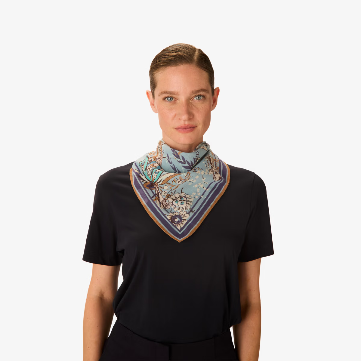 ACCESSORIES Pagode Square Scarf in Denim Inoui Editions