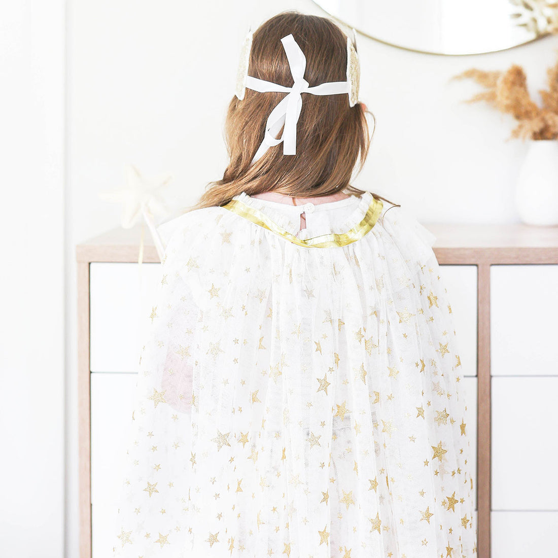 CHILDREN'S PLAY TULLE STAR CAPE Alimrose