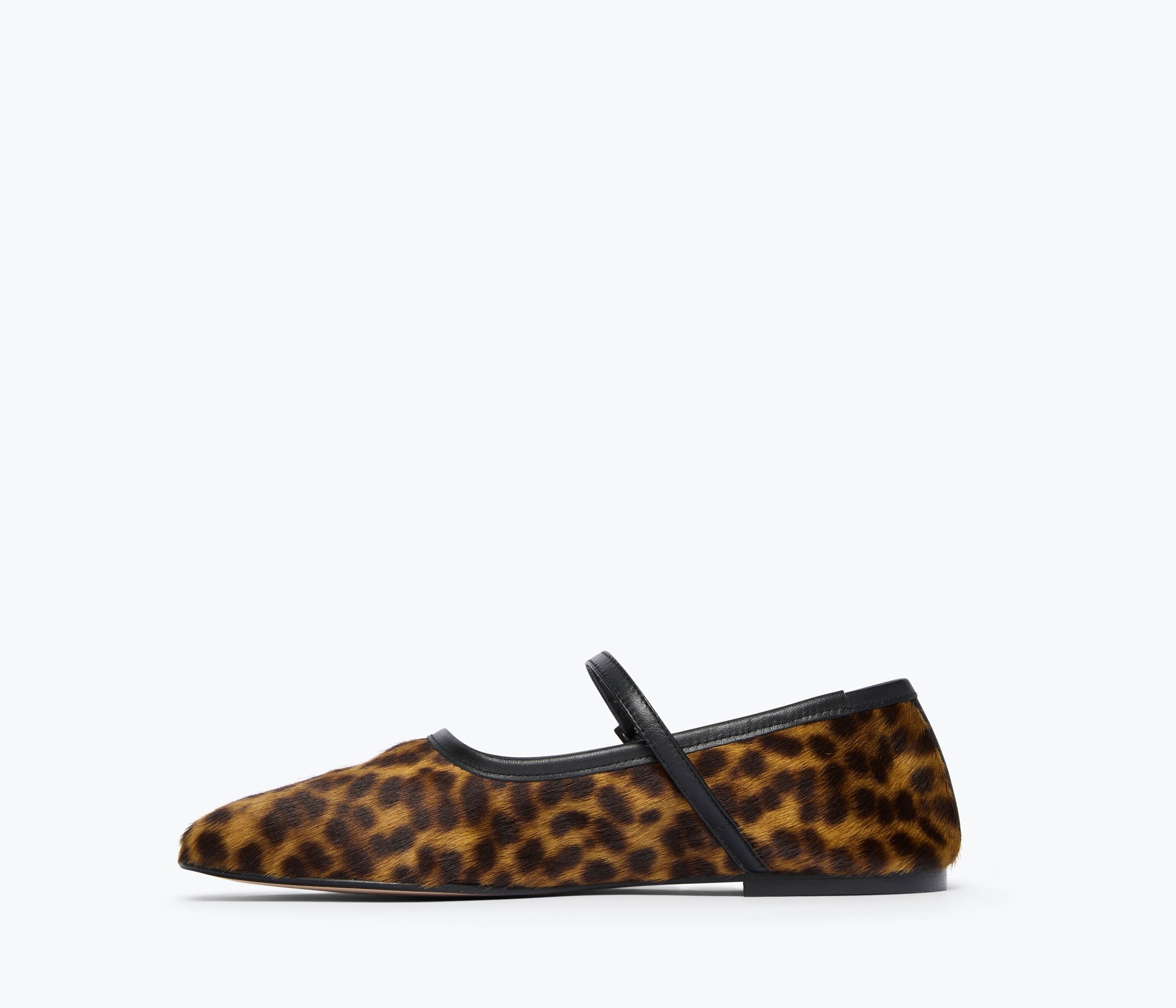 SHOES Laurel Flat in Leopard Freda Salvador