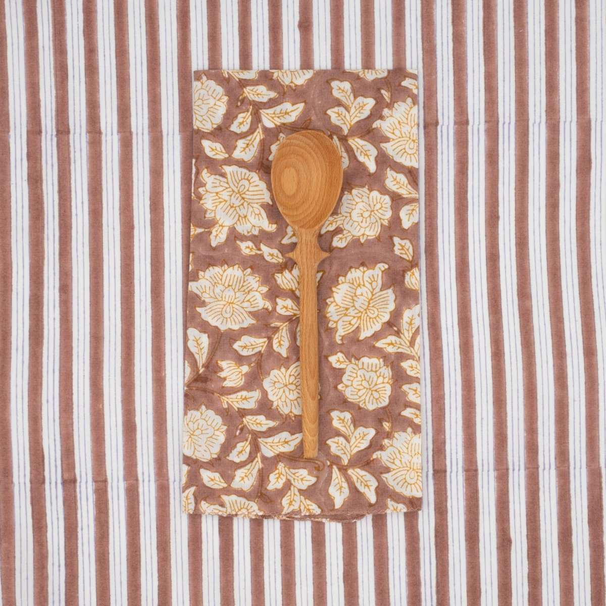 HOME DECOR Suzette Napkins Suzette a table