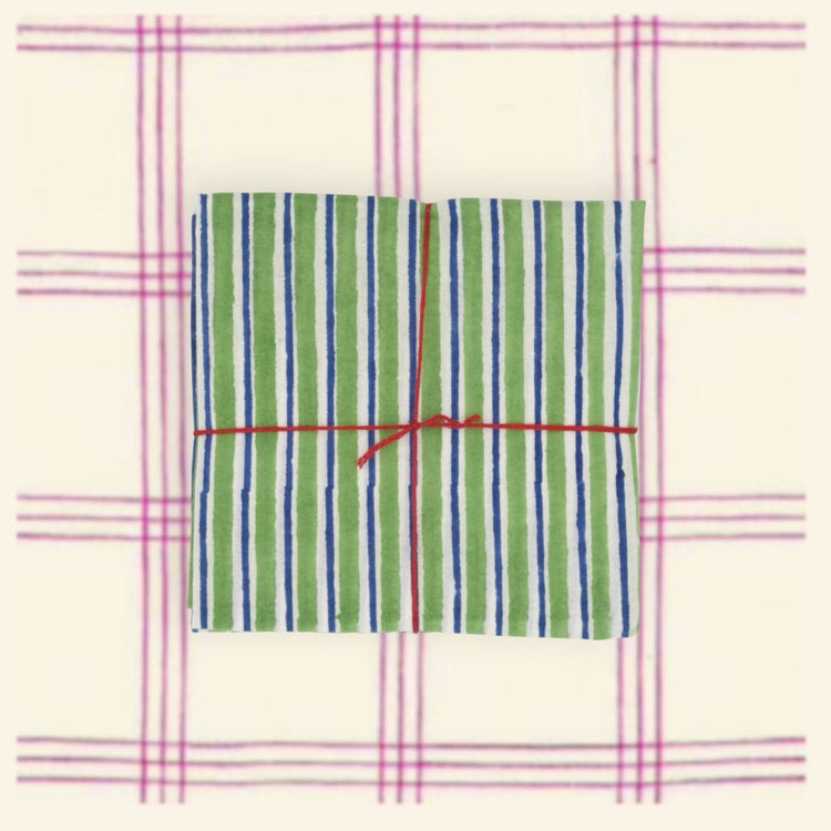 HOME DECOR SUZETTE NAPKIN IN LILA EVERGREEN Suzette a table