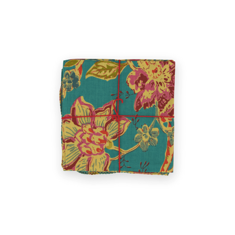 HOME DECOR Suzette Napkin in Liseron Seaport Suzette a table